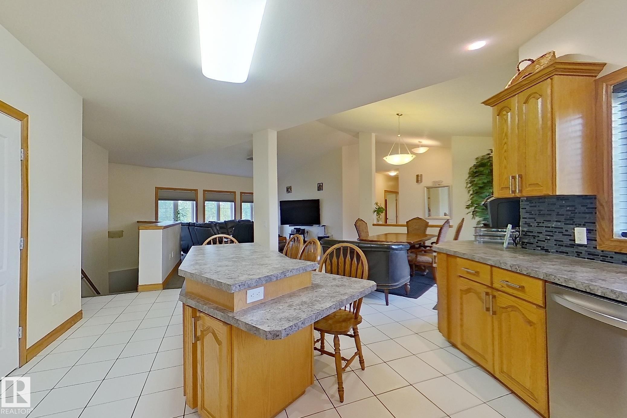 












621032 RR 234

,
Rural Athabasca County,




AB
T0G 1Z0

