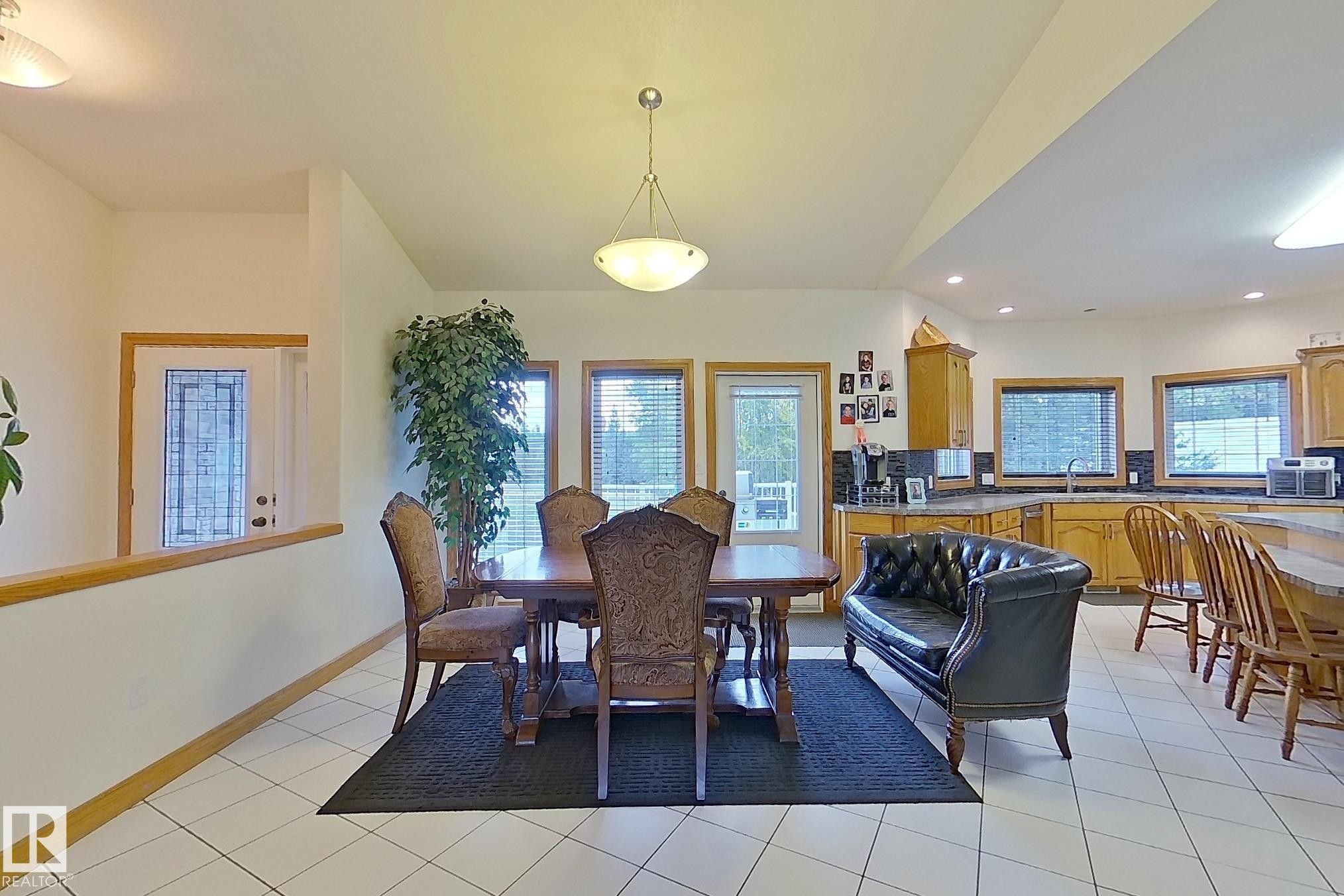 












621032 RR 234

,
Rural Athabasca County,




AB
T0G 1Z0

