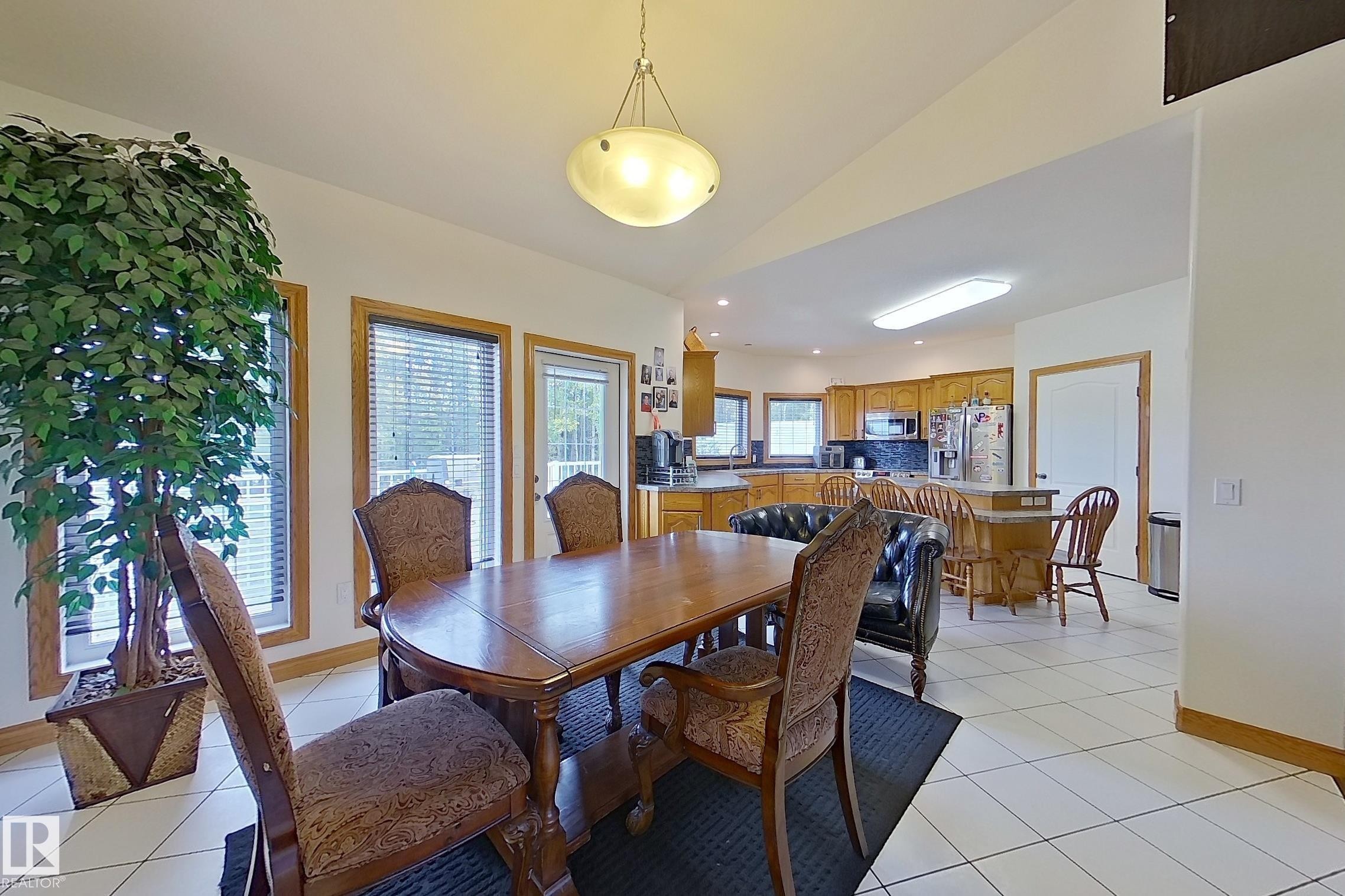 












621032 RR 234

,
Rural Athabasca County,




AB
T0G 1Z0

