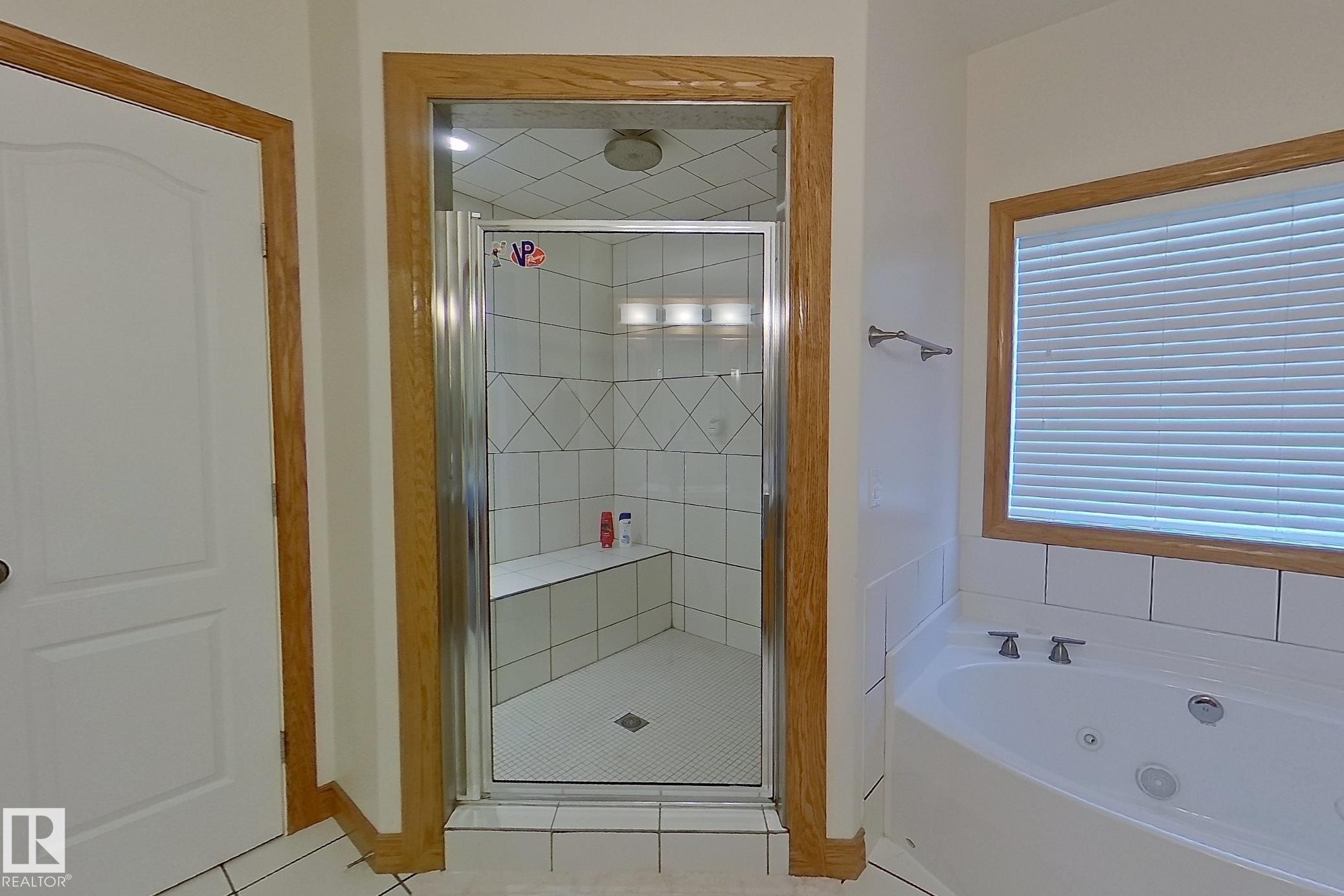 












621032 RR 234

,
Rural Athabasca County,




AB
T0G 1Z0

