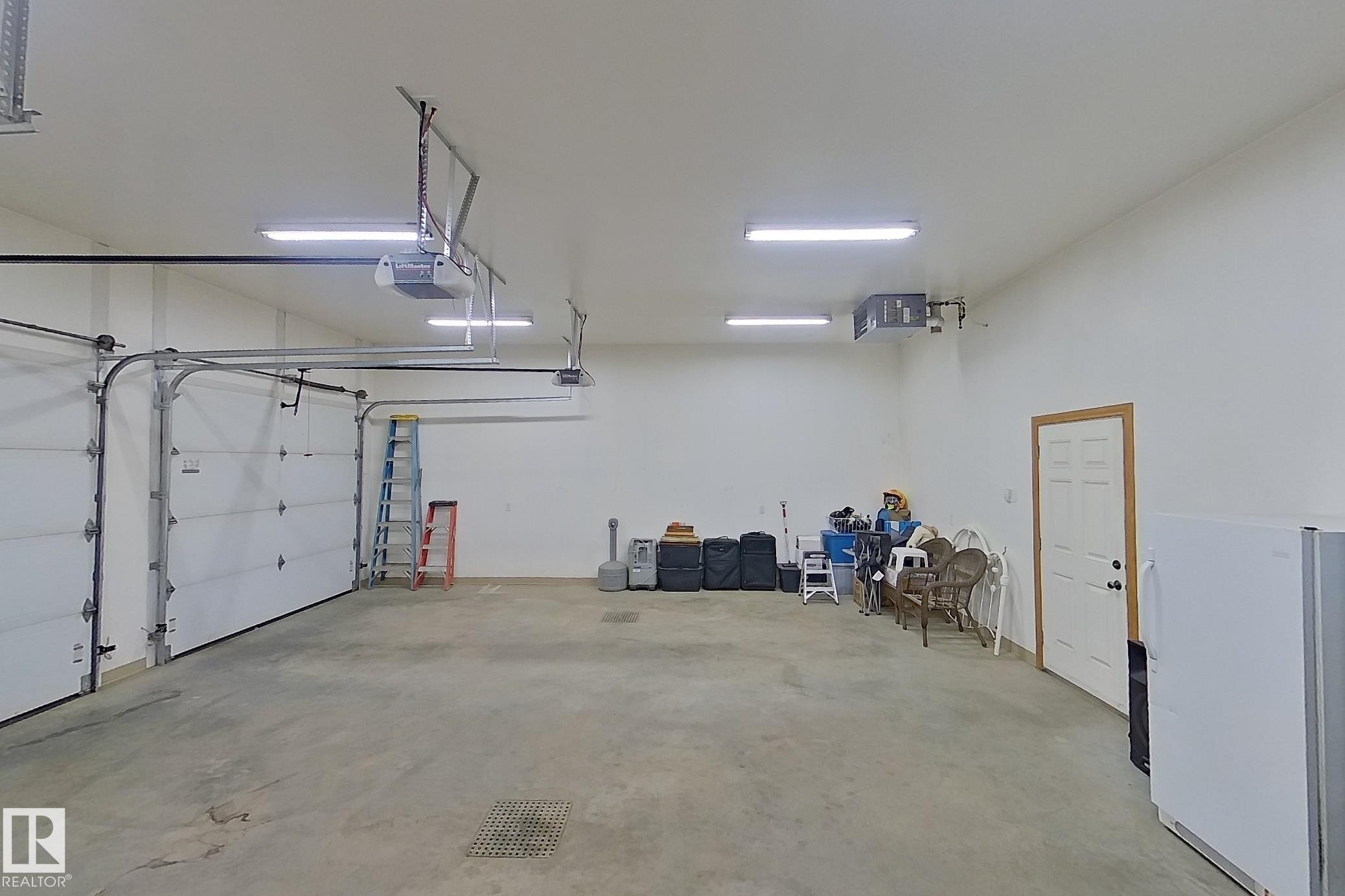 












621032 RR 234

,
Rural Athabasca County,




AB
T0G 1Z0

