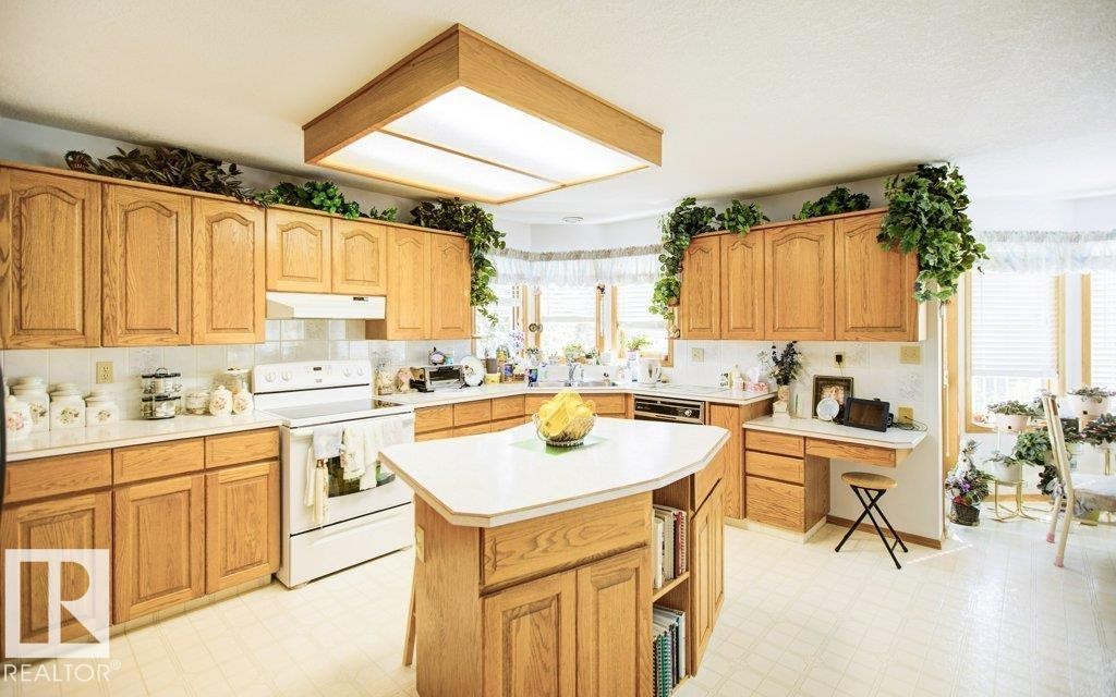 












11011 108 Avenue

,
Westlock,




AB
T7P 1A4

