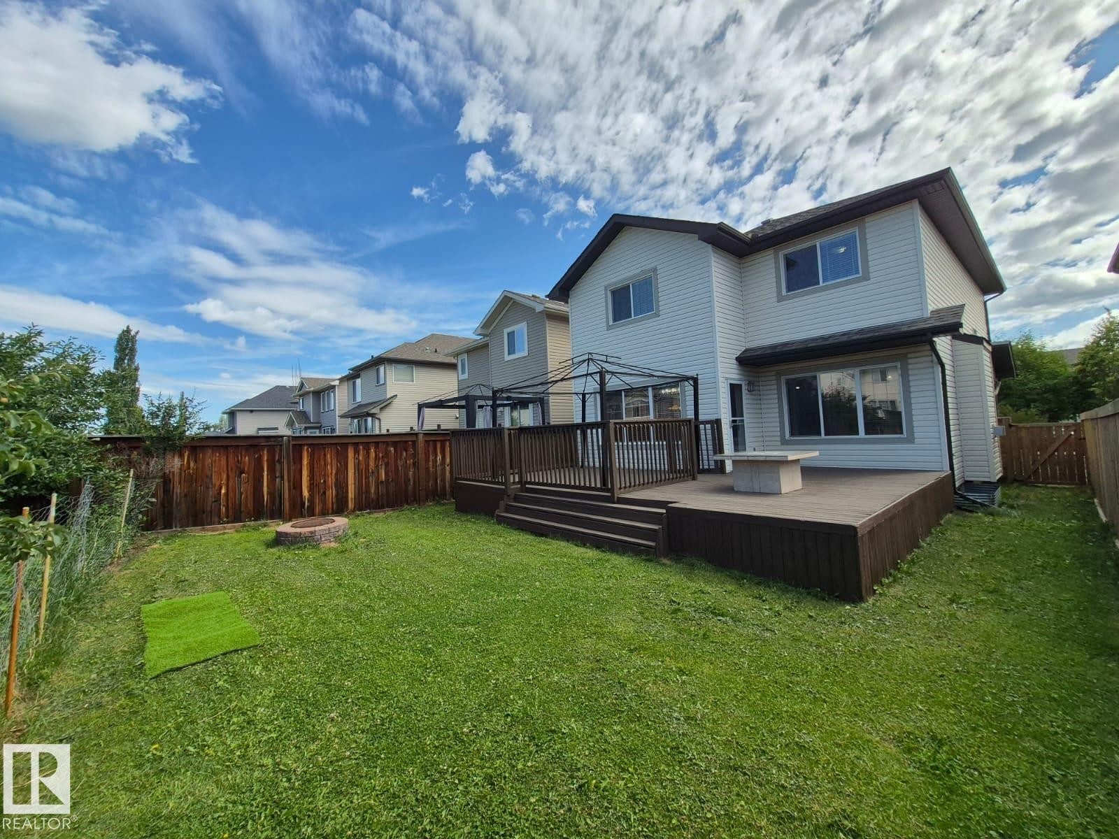 












8361 shaske Crescent

,
Edmonton,




AB
T6R 0B4

