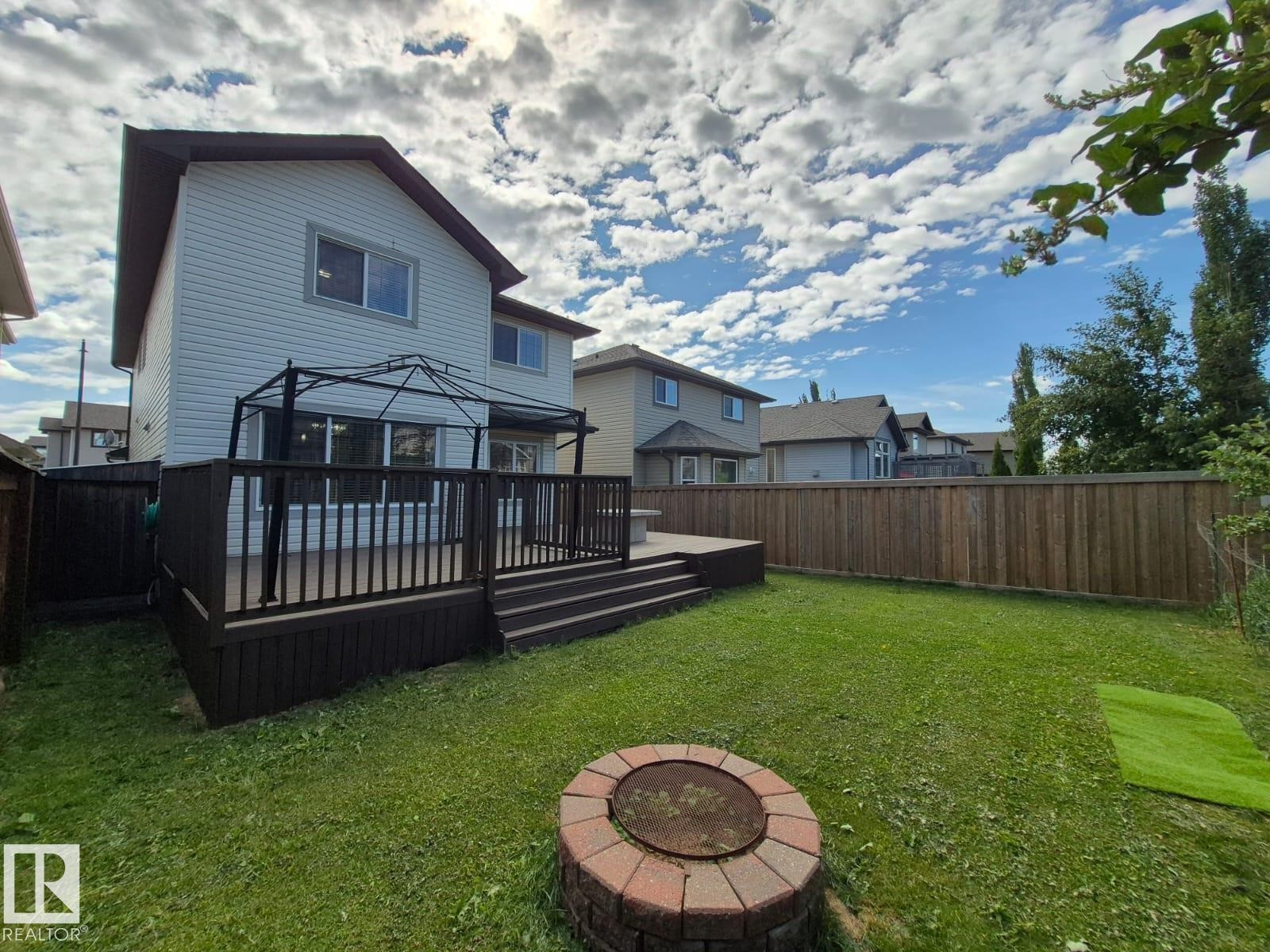 












8361 shaske Crescent

,
Edmonton,




AB
T6R 0B4

