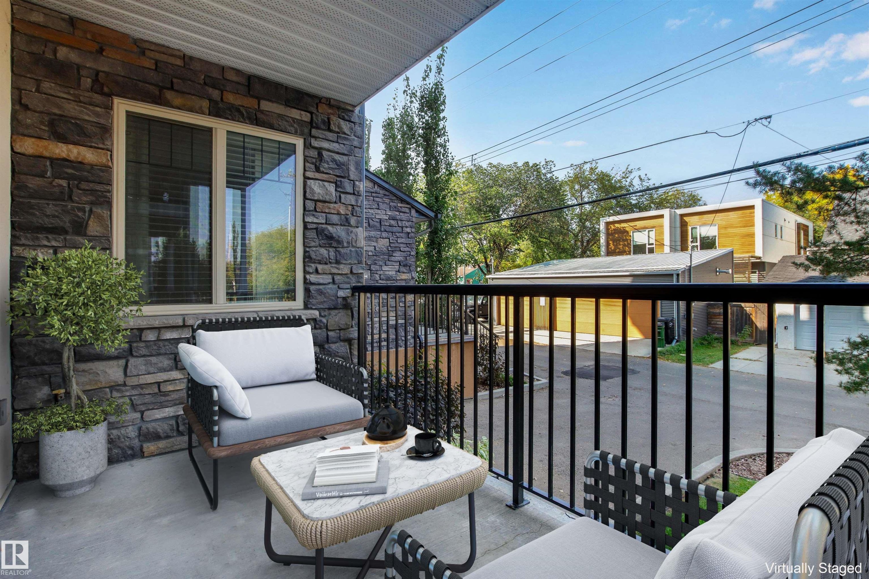 












107 8730 82 Avenue

,
Edmonton,




AB
T6C 0Z1

