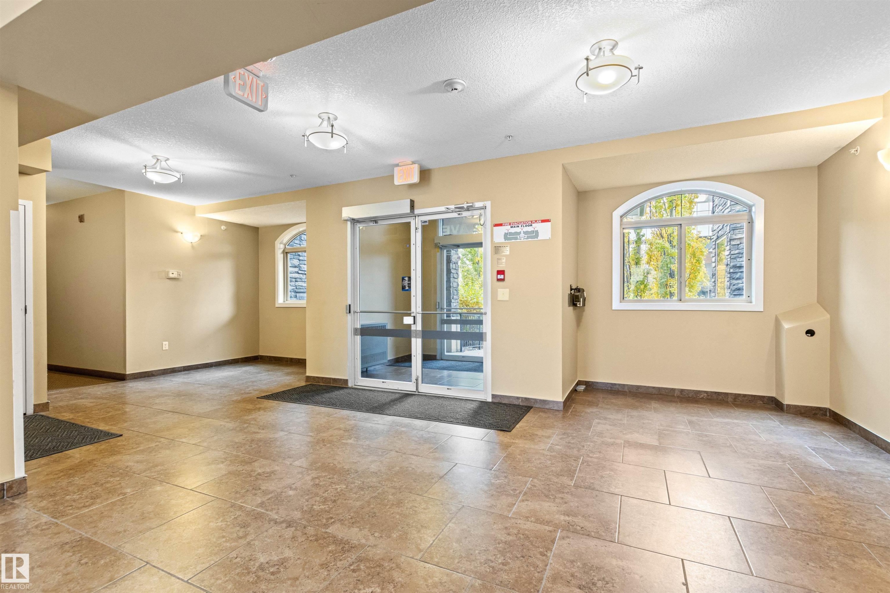 












107 8730 82 Avenue

,
Edmonton,




AB
T6C 0Z1

