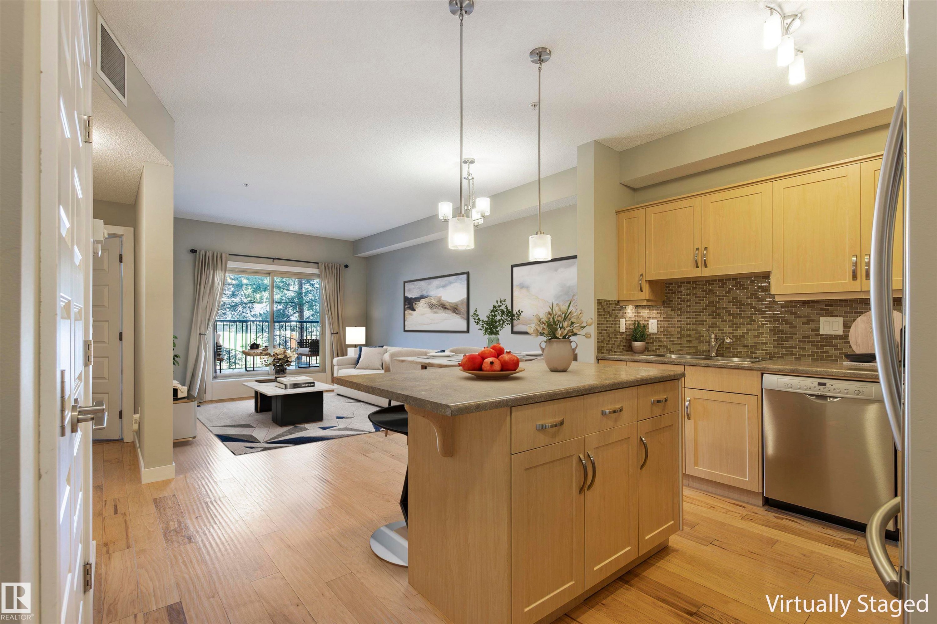 












107 8730 82 Avenue

,
Edmonton,




AB
T6C 0Z1

