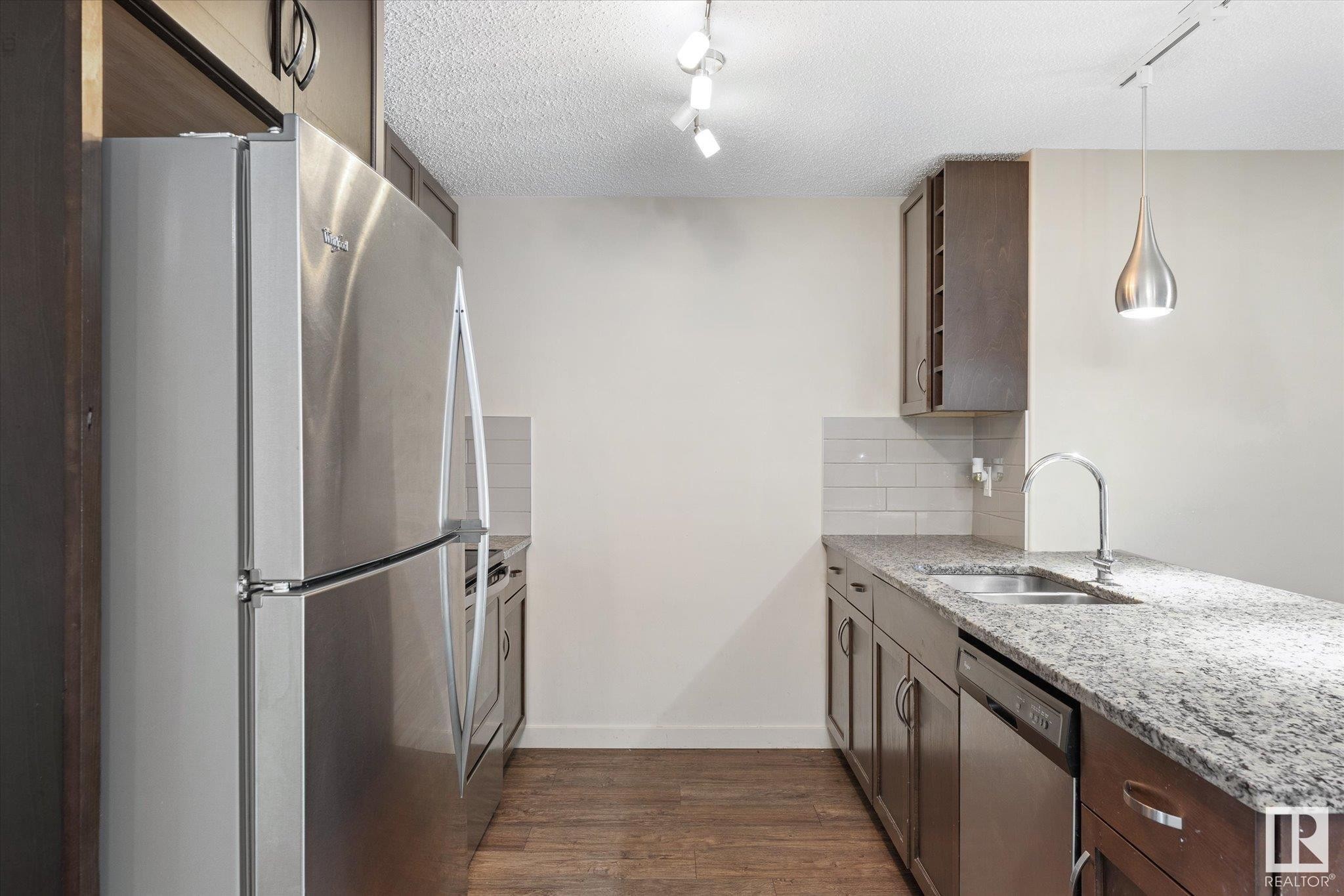 












316 4008 SAVARYN Drive

,
Edmonton,




AB
T6X 2E5

