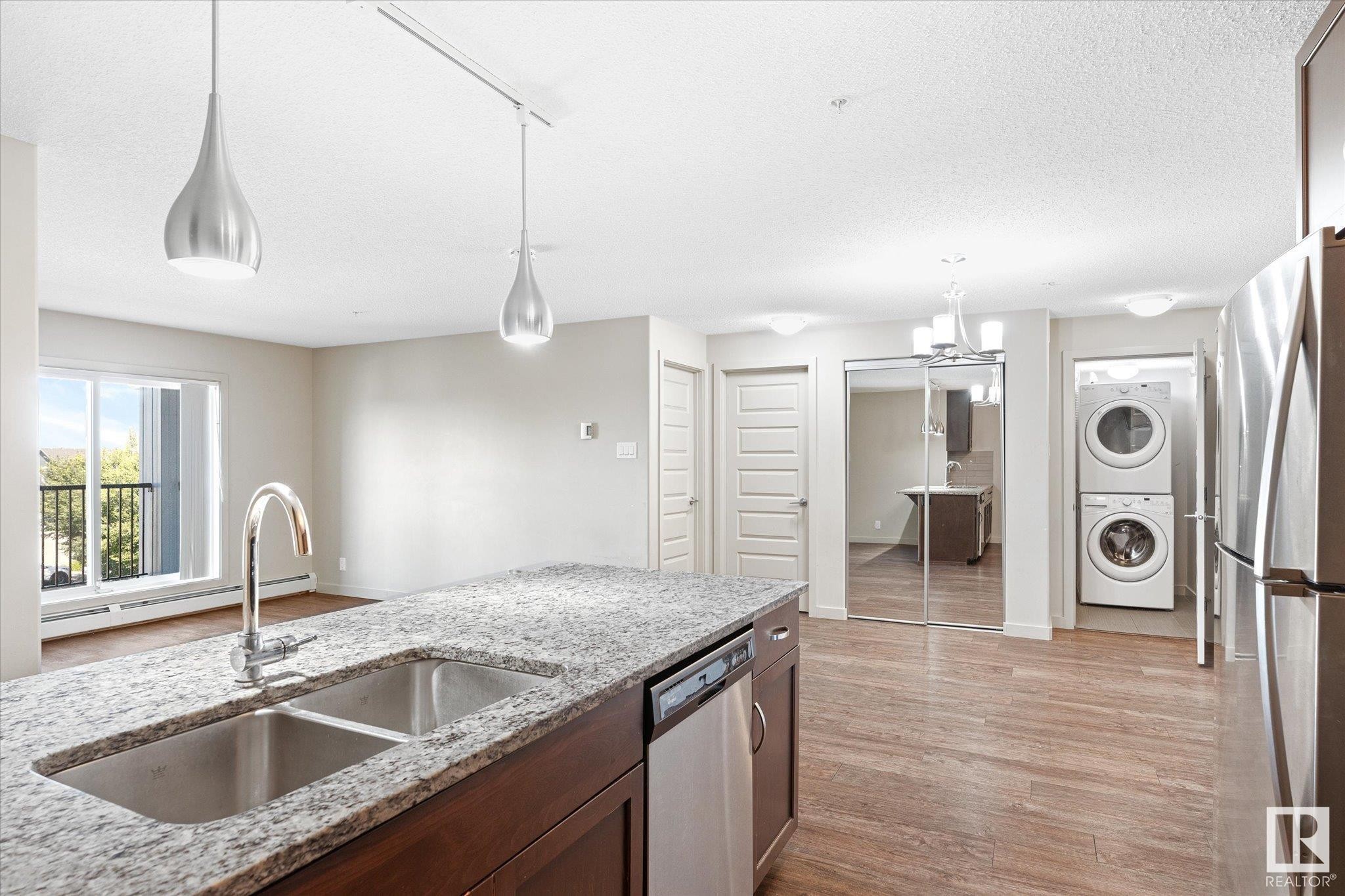 












316 4008 SAVARYN Drive

,
Edmonton,




AB
T6X 2E5

