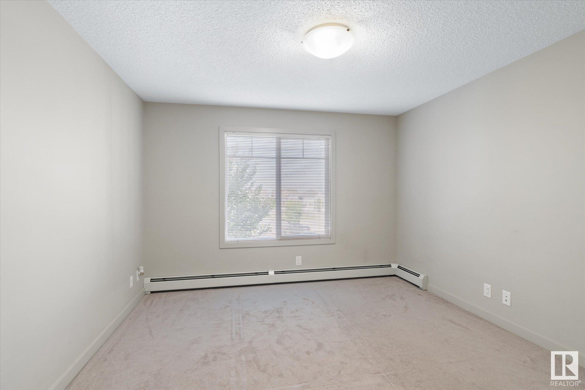 












316 4008 SAVARYN Drive

,
Edmonton,




AB
T6X 2E5

