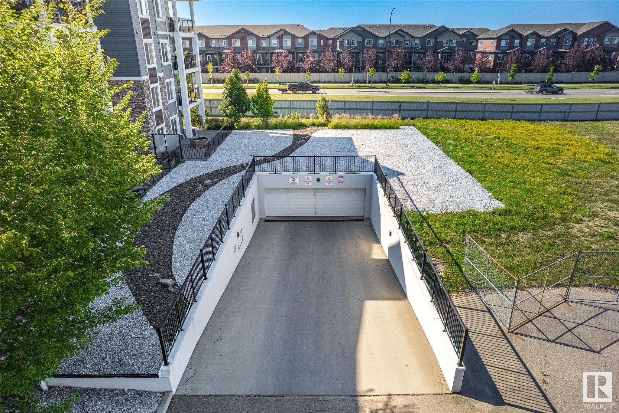 












316 4008 SAVARYN Drive

,
Edmonton,




AB
T6X 2E5

