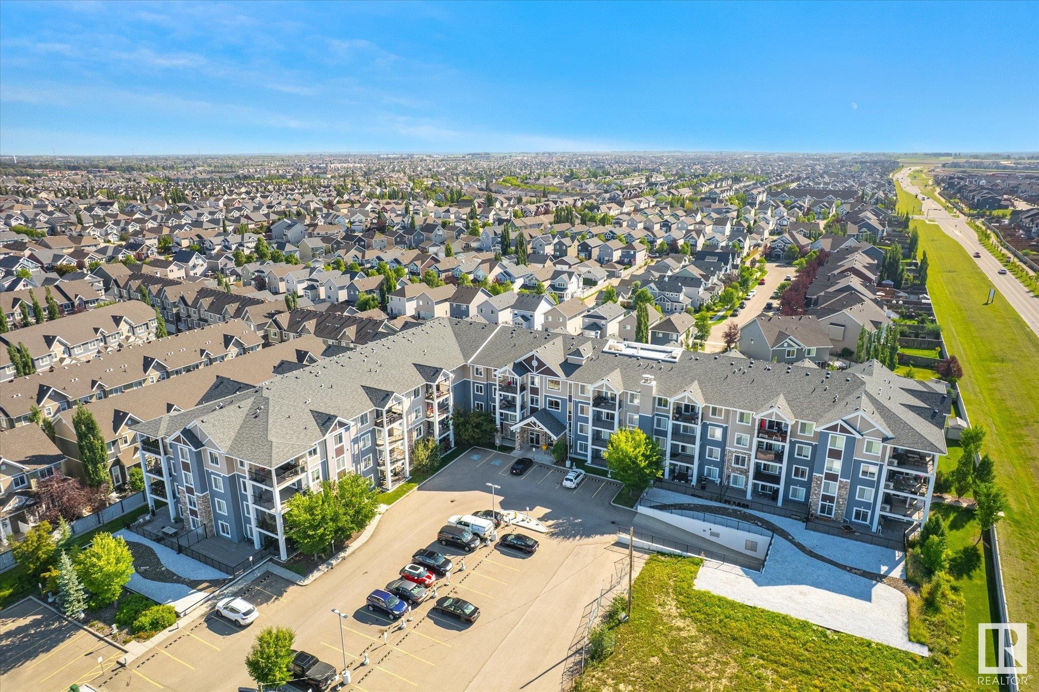 












316 4008 SAVARYN Drive

,
Edmonton,




AB
T6X 2E5

