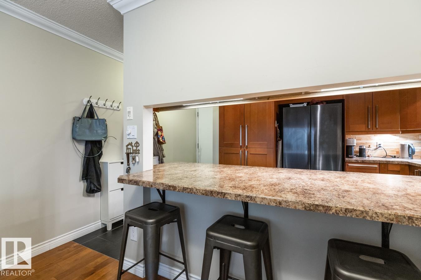 












410 10139 117 Street

,
Edmonton,




AB
T5K 2L3

