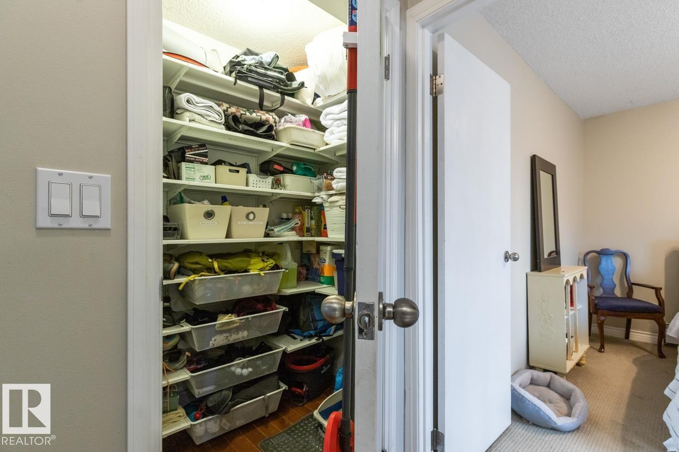 












410 10139 117 Street

,
Edmonton,




AB
T5K 2L3

