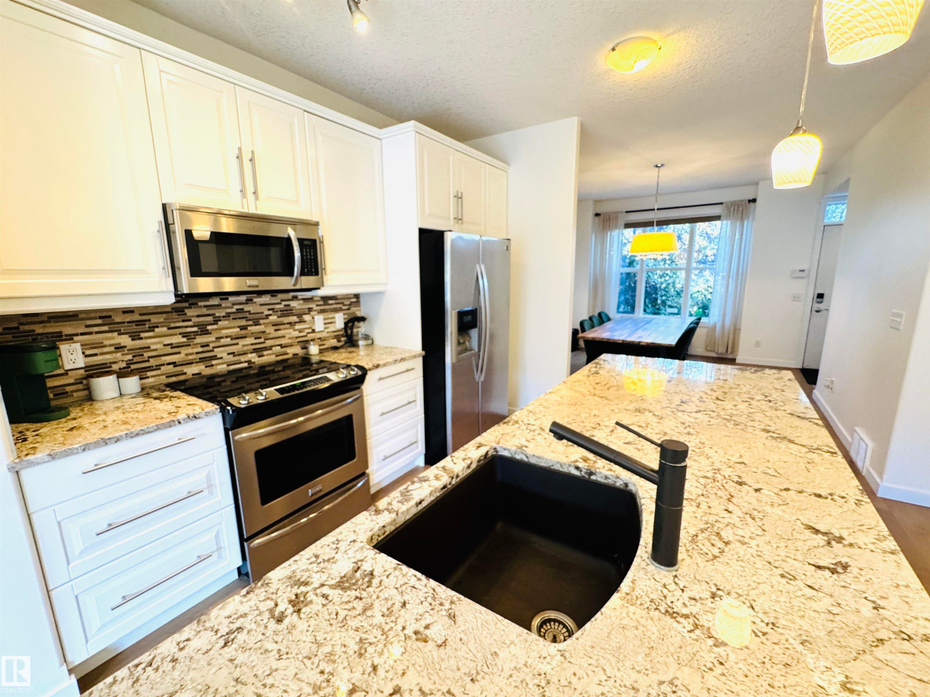 












14418 98 Street

,
Edmonton,




AB
T5E 6M9

