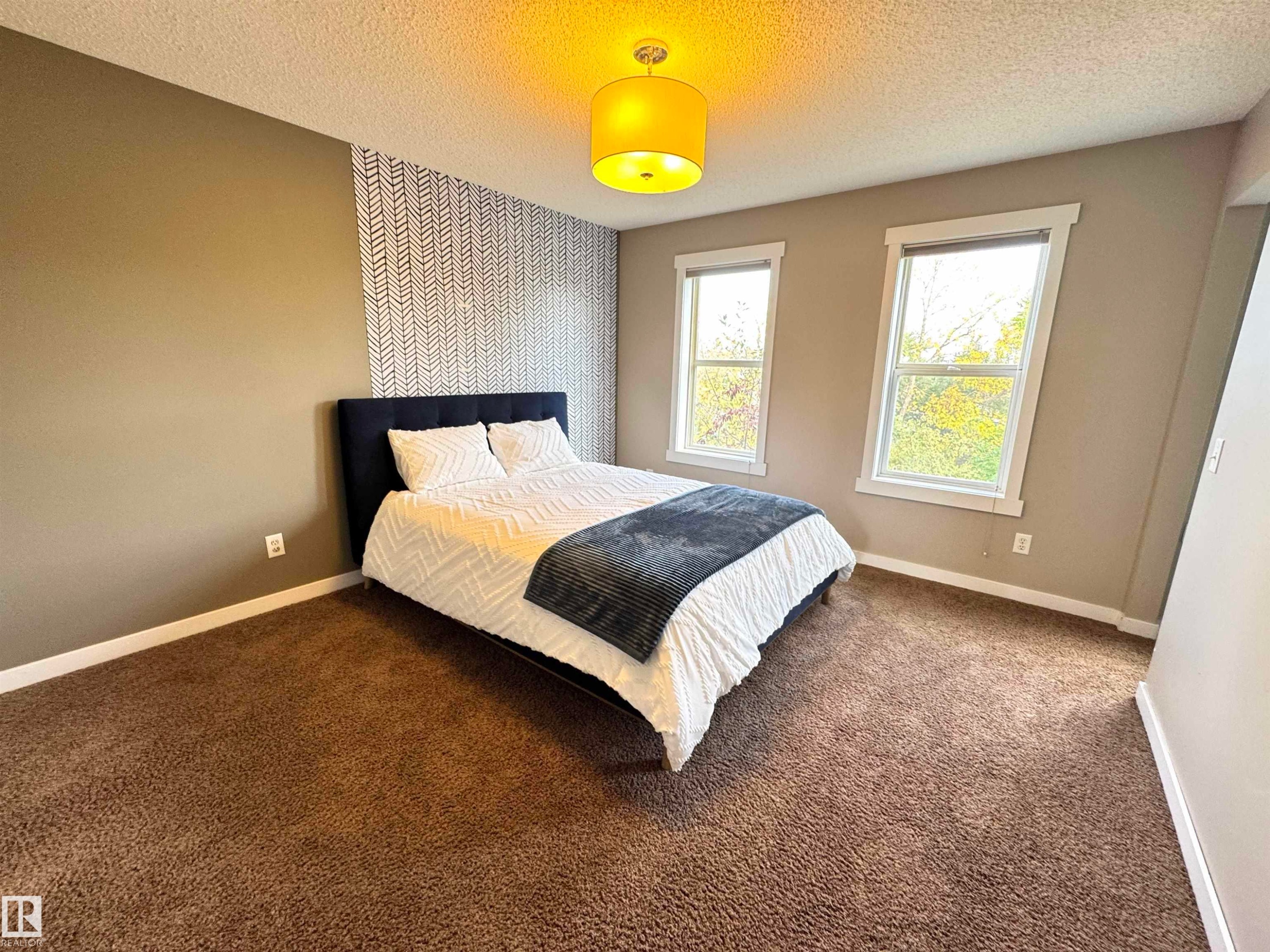 












14418 98 Street

,
Edmonton,




AB
T5E 6M9

