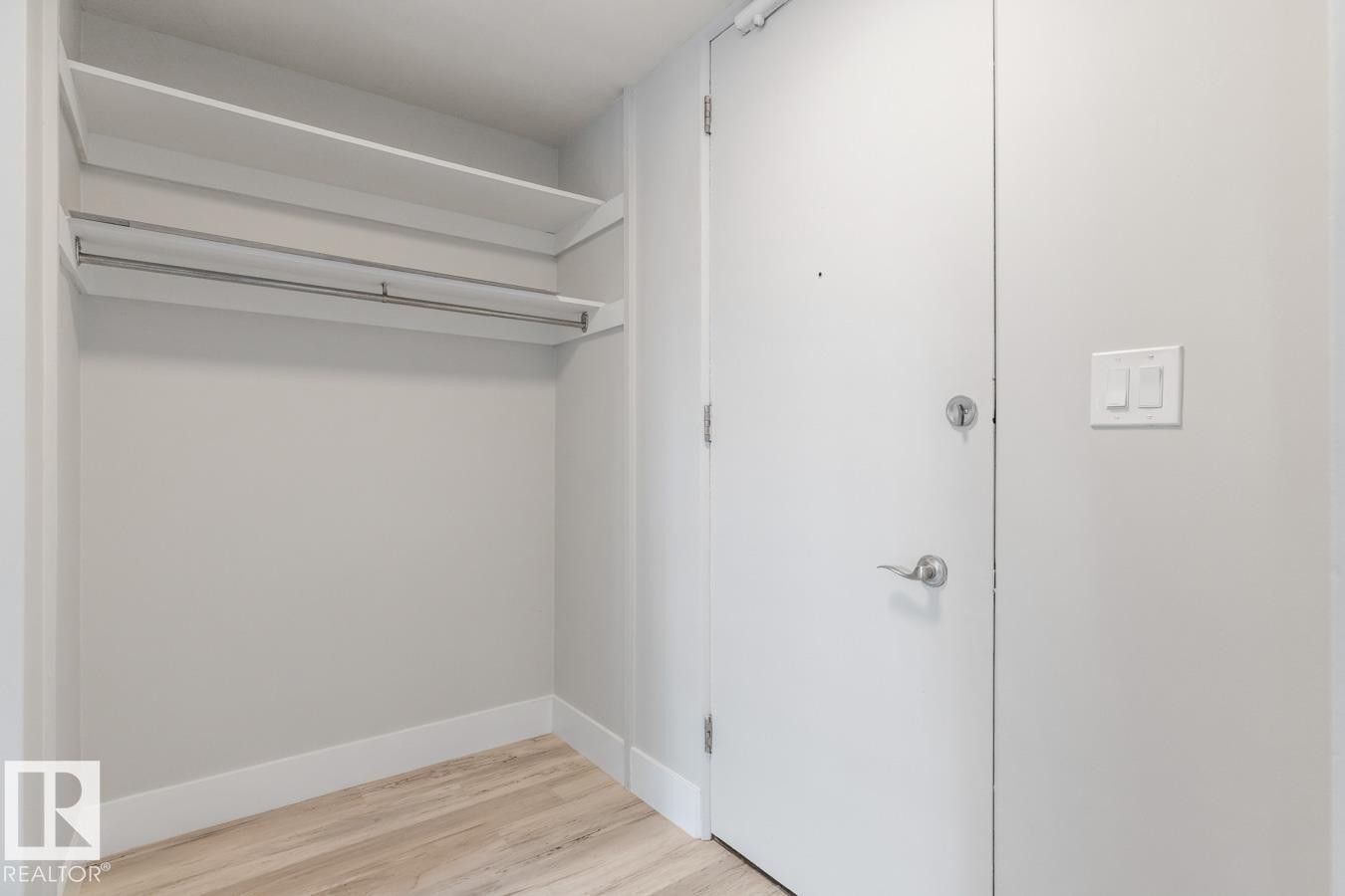 












205 10135 120 Street

,
Edmonton,




AB
T5K 2A1

