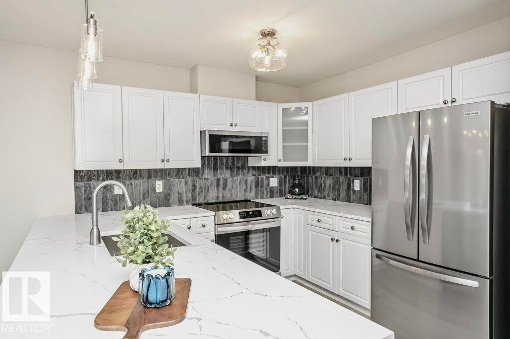












202 278 SUDER GREENS Drive

,
Edmonton,




AB
T5T 6V6

