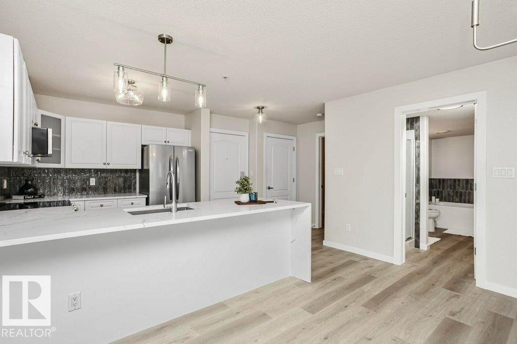 












202 278 SUDER GREENS Drive

,
Edmonton,




AB
T5T 6V6

