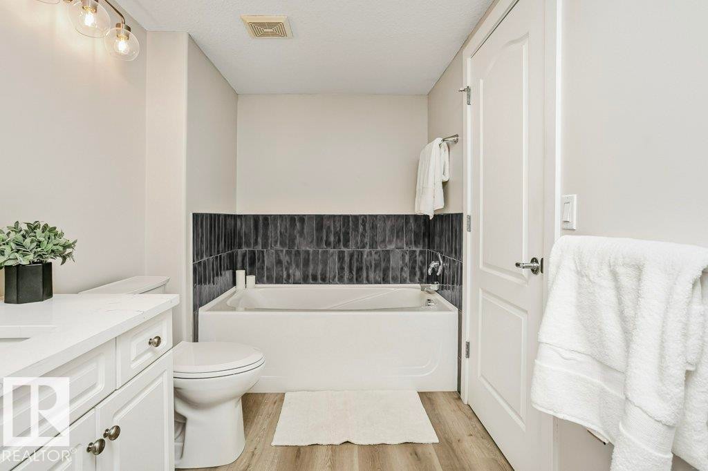 












202 278 SUDER GREENS Drive

,
Edmonton,




AB
T5T 6V6

