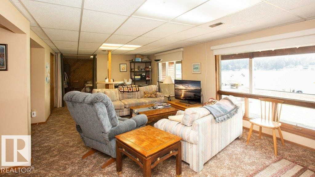 












16 Maple Cresent

,
Rural Westlock County,




AB
T0G 1H0

