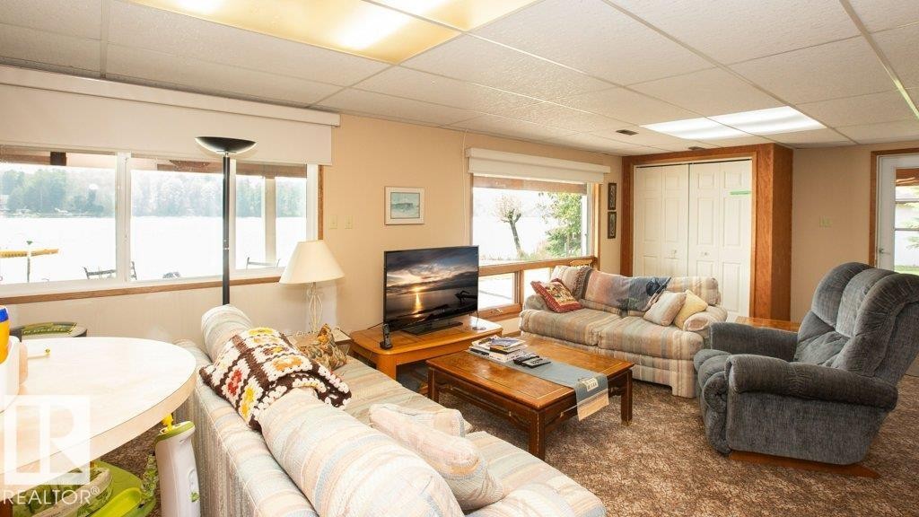 












16 Maple Cresent

,
Rural Westlock County,




AB
T0G 1H0

