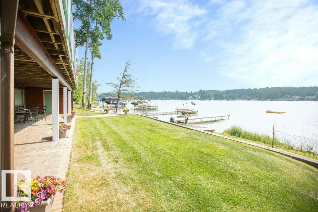 












16 Maple Cresent

,
Rural Westlock County,




AB
T0G 1H0

