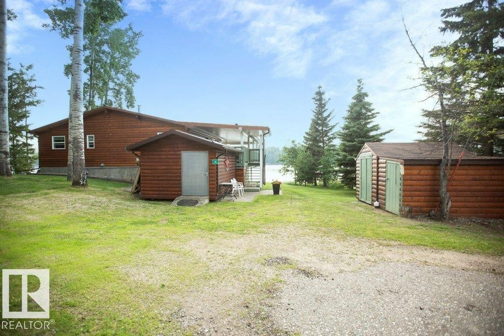 












16 Maple Cresent

,
Rural Westlock County,




AB
T0G 1H0

