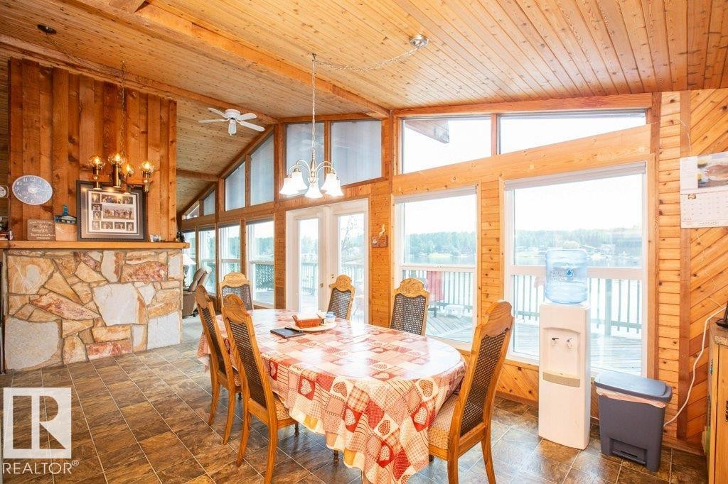 












16 Maple Cresent

,
Rural Westlock County,




AB
T0G 1H0

