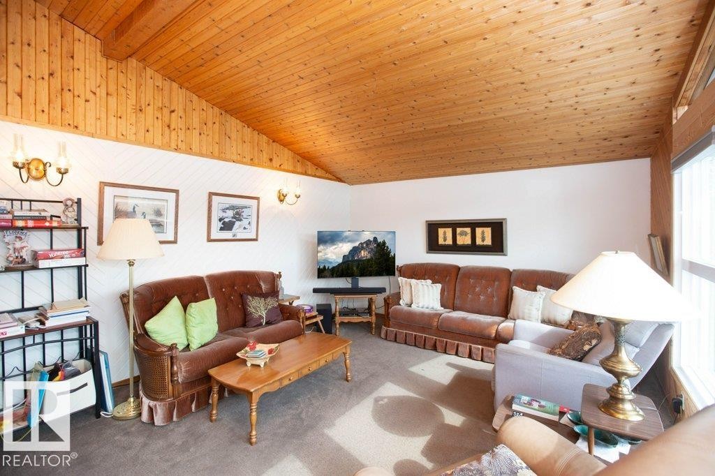 












16 Maple Cresent

,
Rural Westlock County,




AB
T0G 1H0

