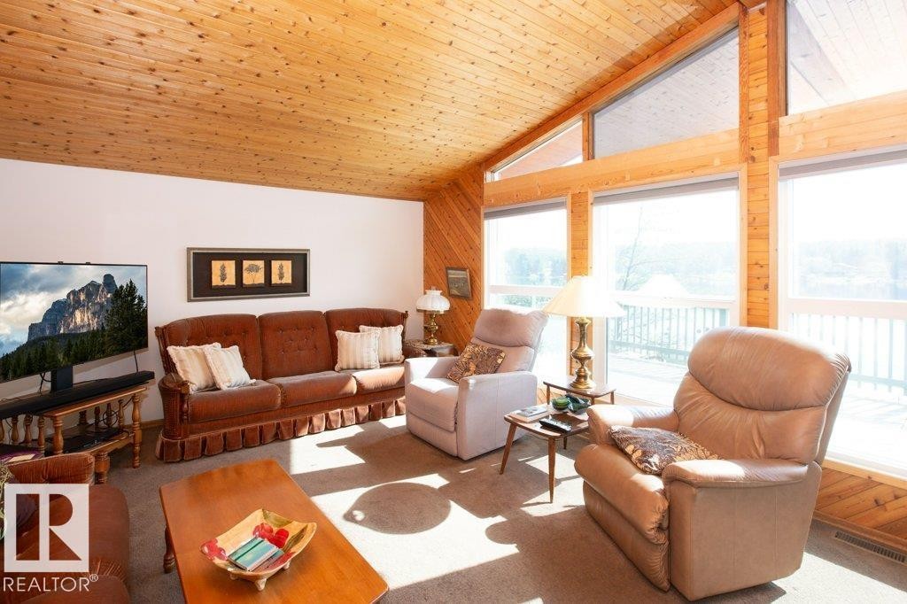 












16 Maple Cresent

,
Rural Westlock County,




AB
T0G 1H0

