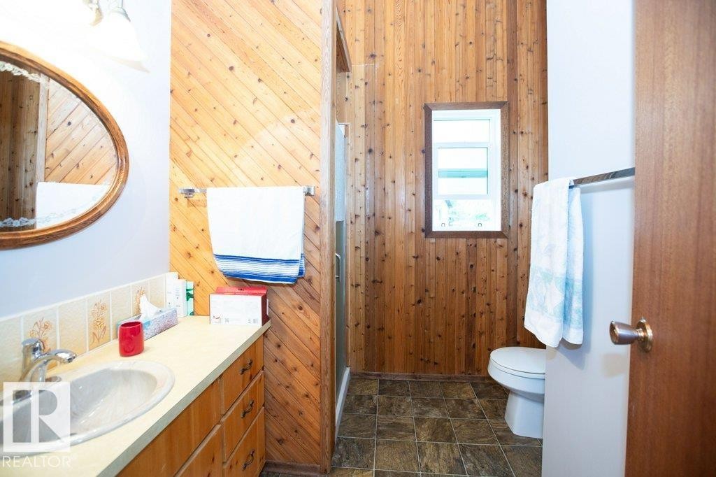 












16 Maple Cresent

,
Rural Westlock County,




AB
T0G 1H0


