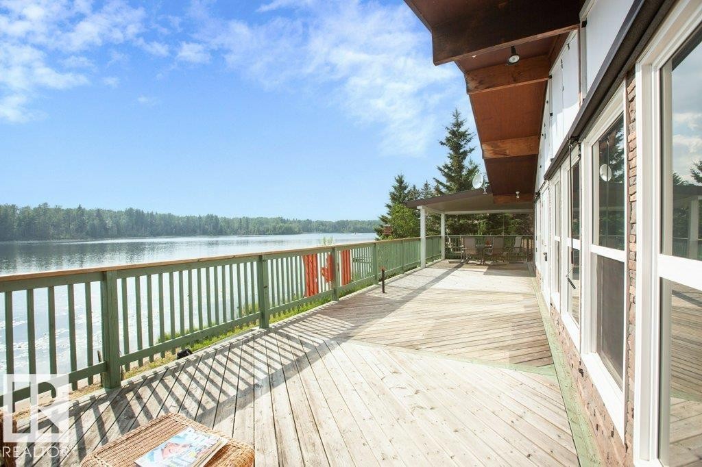 












16 Maple Cresent

,
Rural Westlock County,




AB
T0G 1H0

