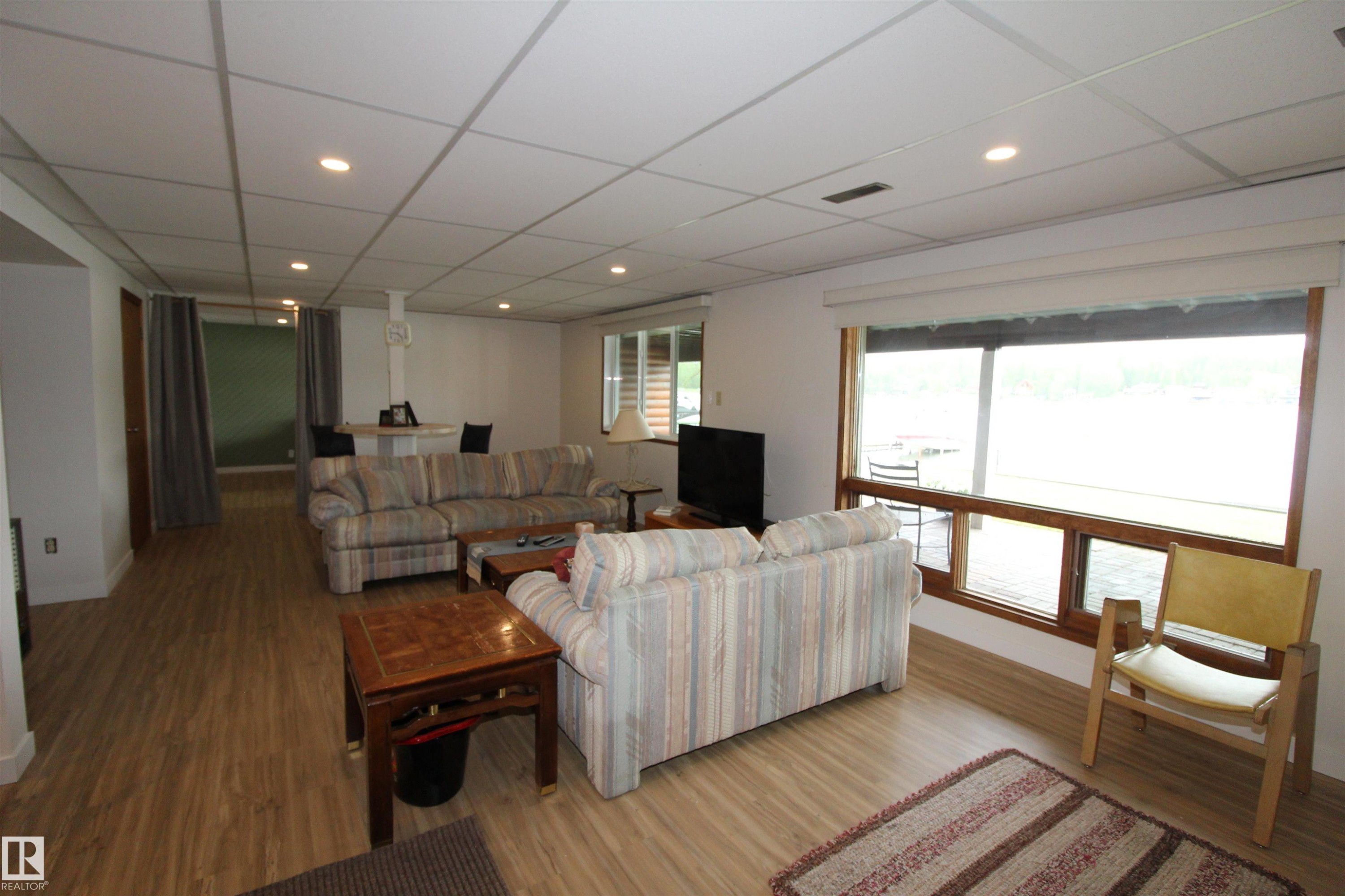 












16 Maple Cresent

,
Rural Westlock County,




AB
T0G 1H0

