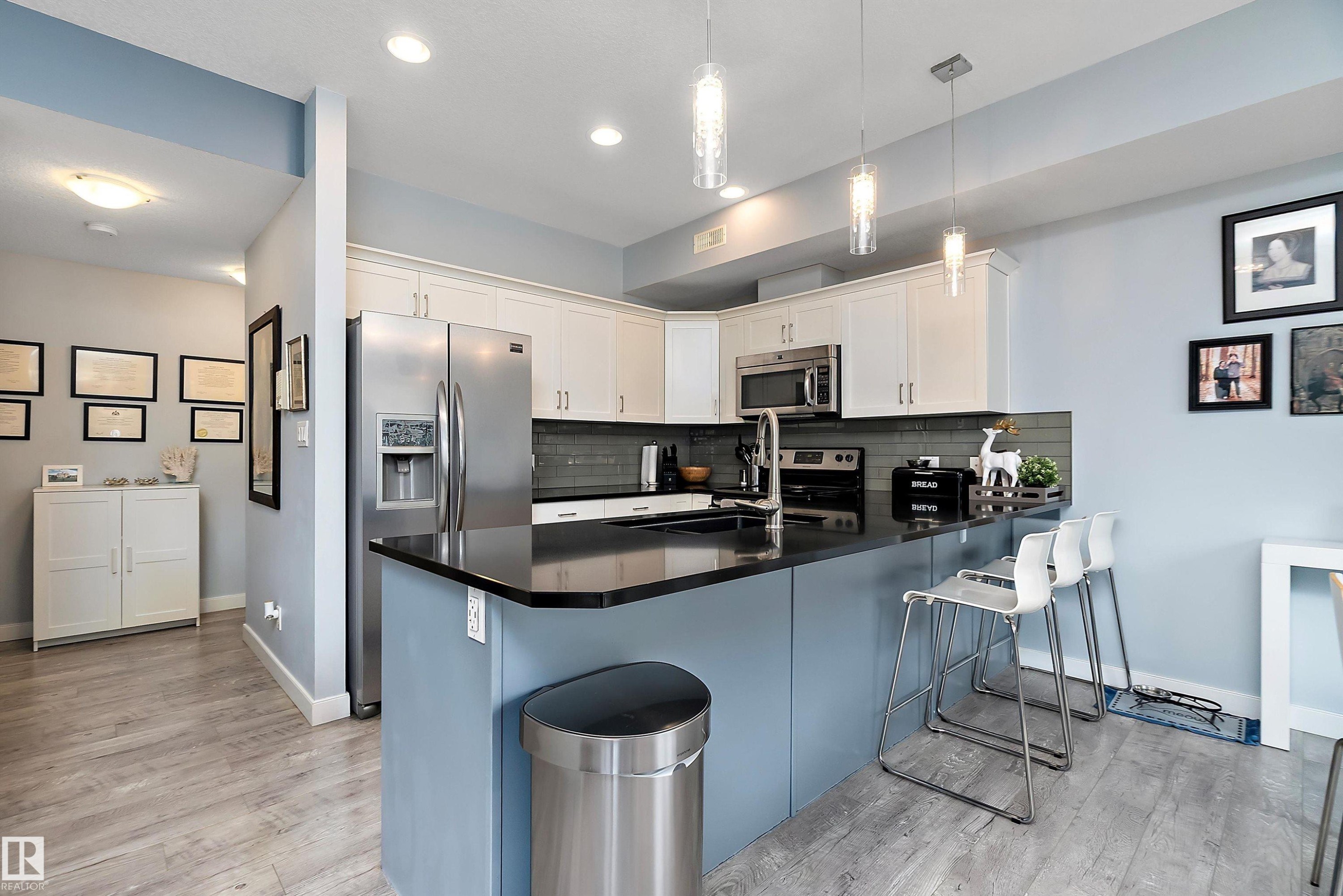 












69 7293 South Terwillegar Drive

,
Edmonton,




AB
T6R 0N5


