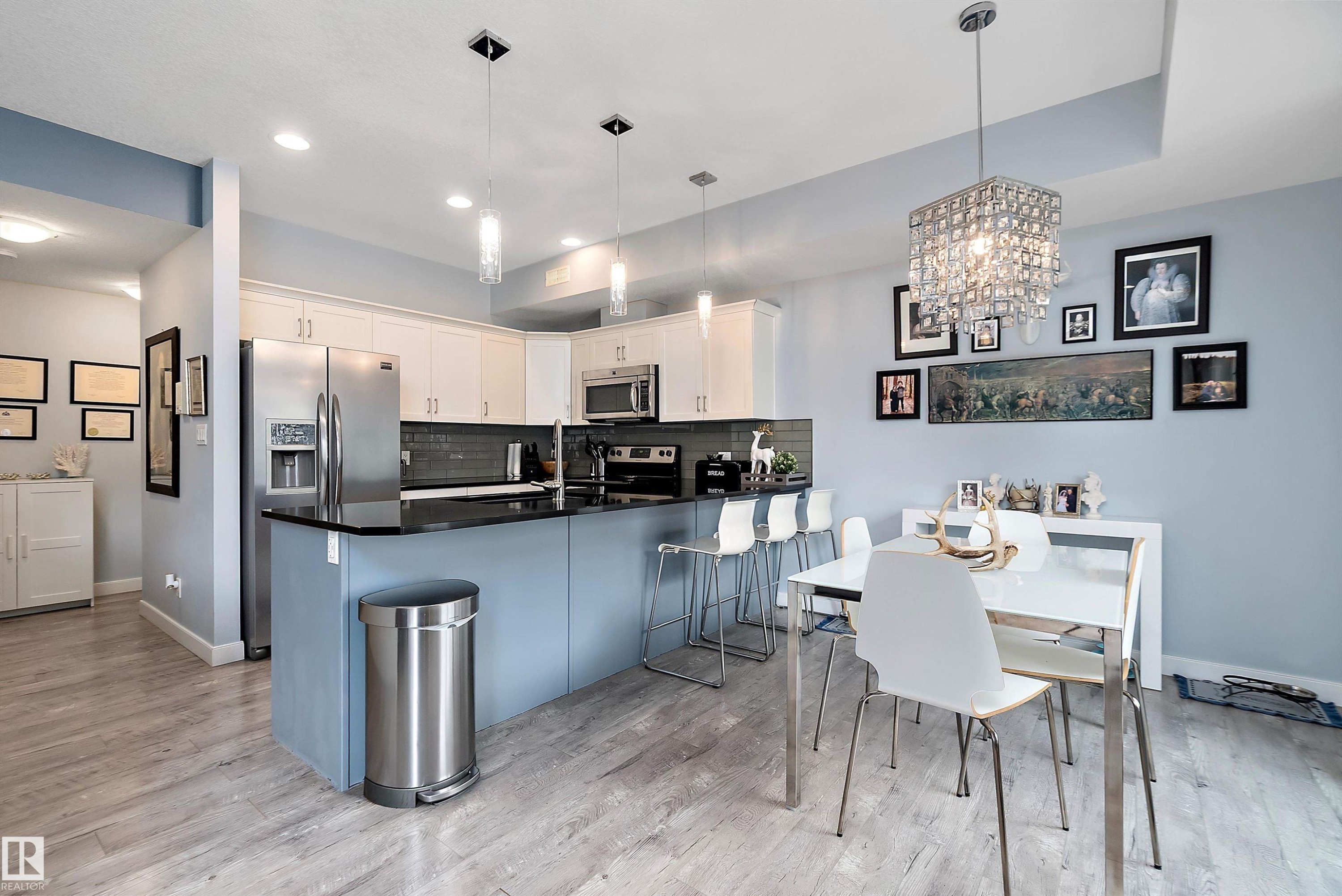 












69 7293 South Terwillegar Drive

,
Edmonton,




AB
T6R 0N5

