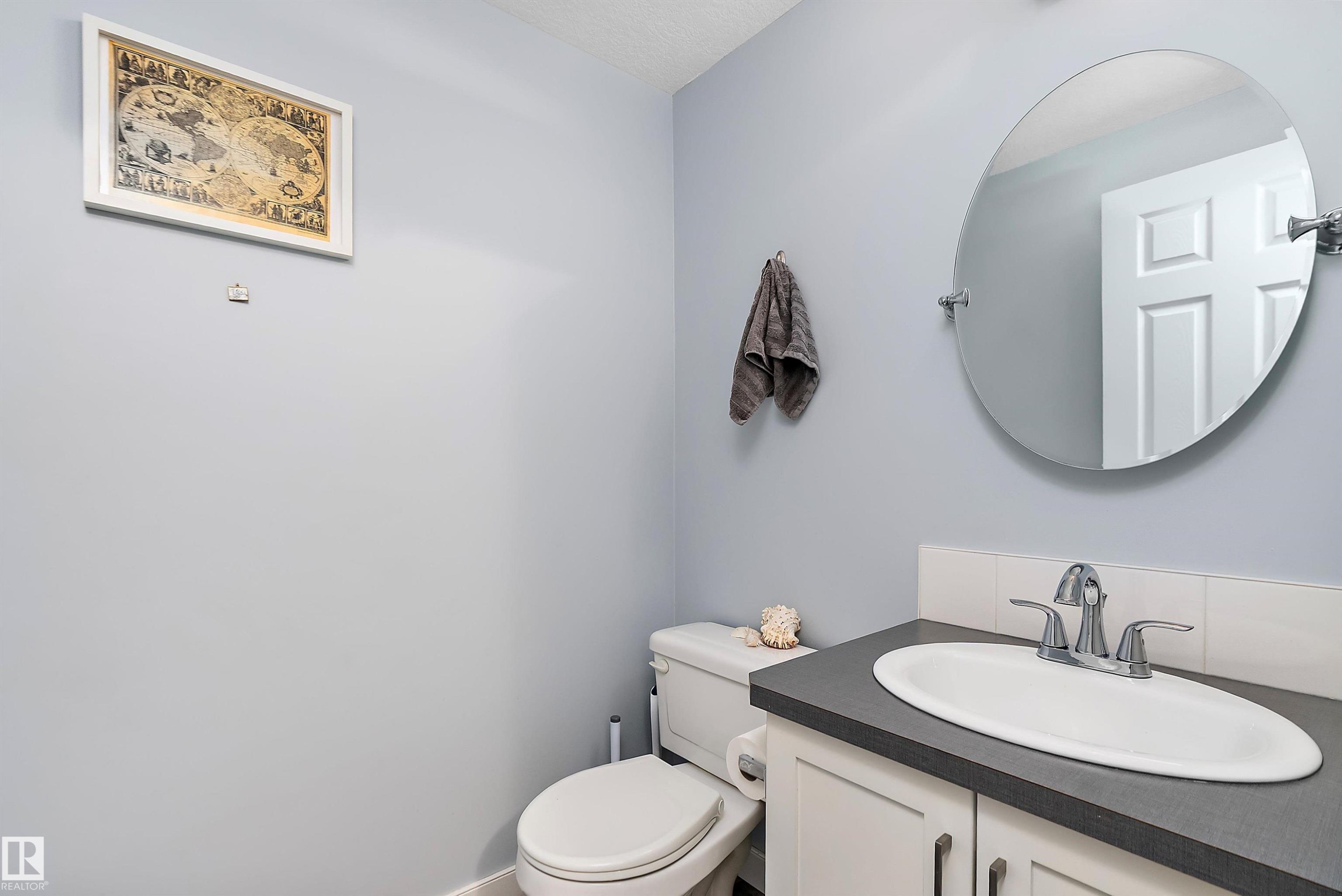












69 7293 South Terwillegar Drive

,
Edmonton,




AB
T6R 0N5

