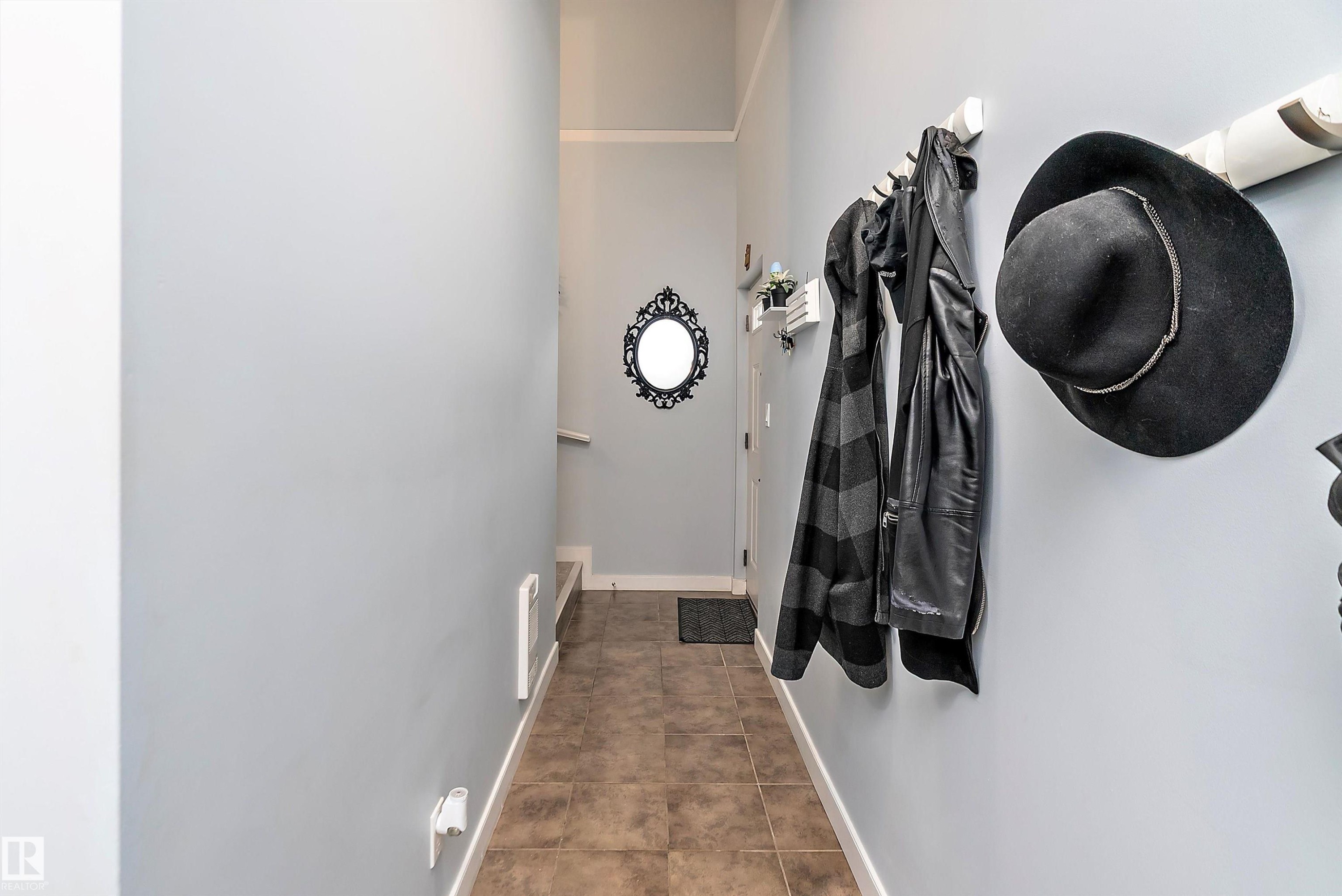 












69 7293 South Terwillegar Drive

,
Edmonton,




AB
T6R 0N5


