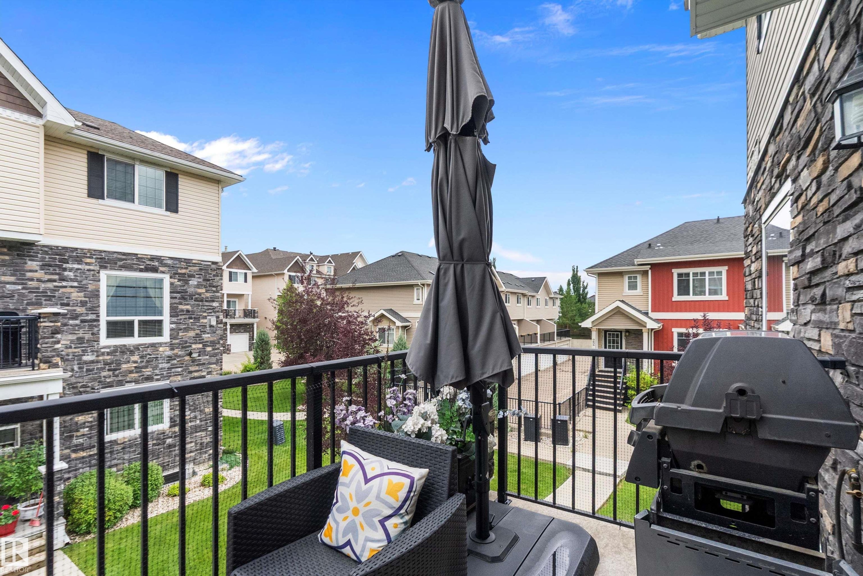 












69 7293 South Terwillegar Drive

,
Edmonton,




AB
T6R 0N5

