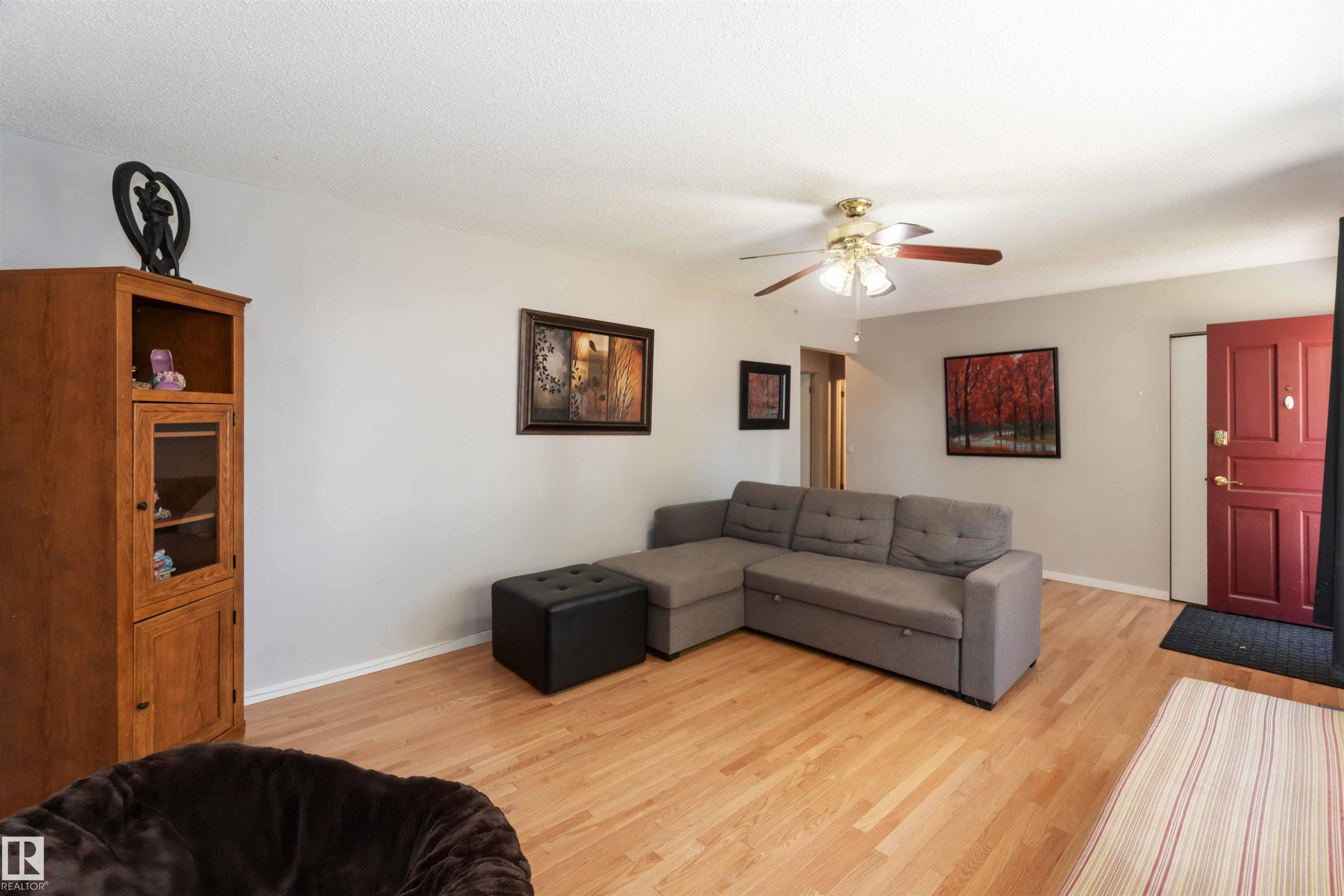 












13124 63 Street

,
Edmonton,




AB
T5A 0W8

