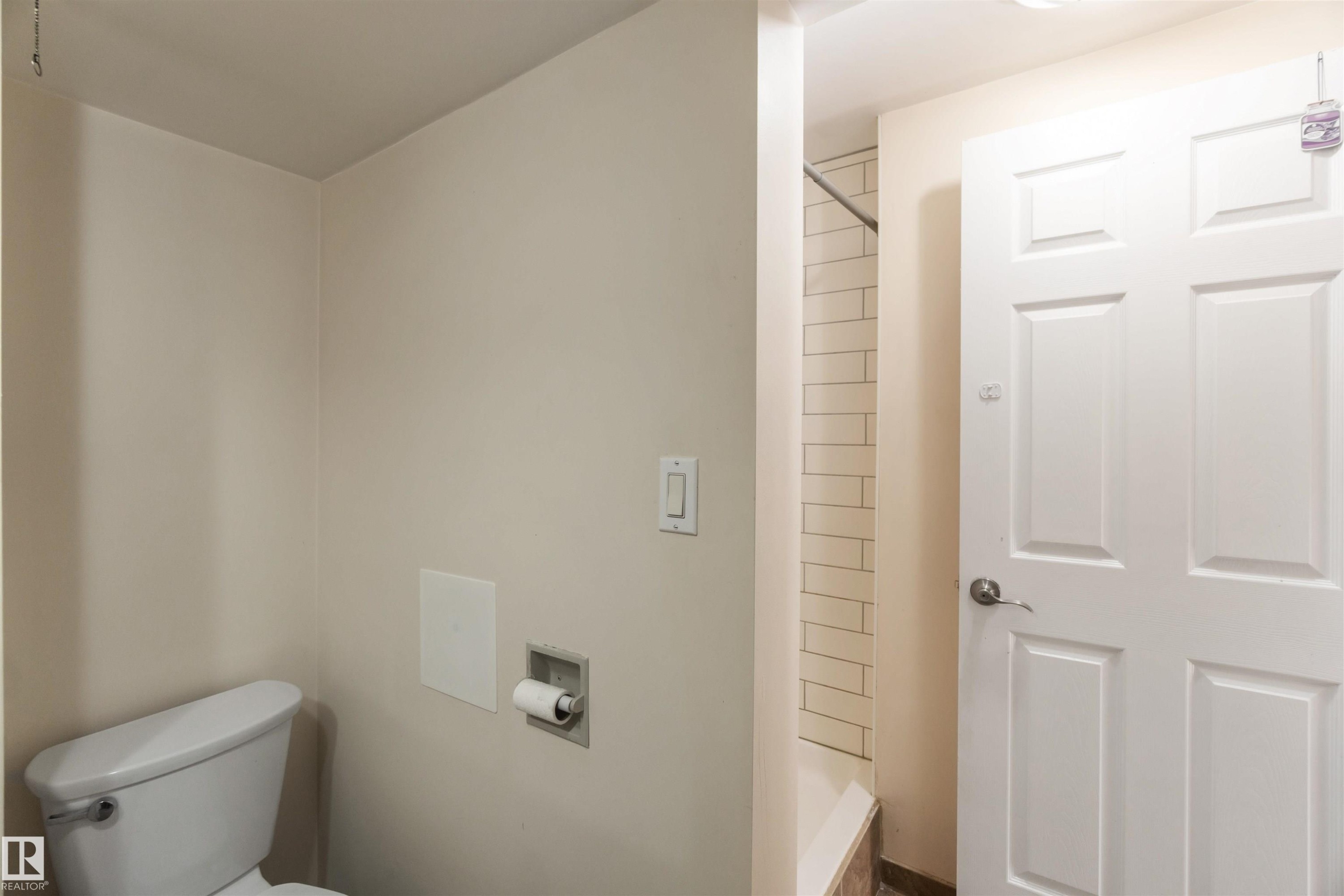 












13124 63 Street

,
Edmonton,




AB
T5A 0W8

