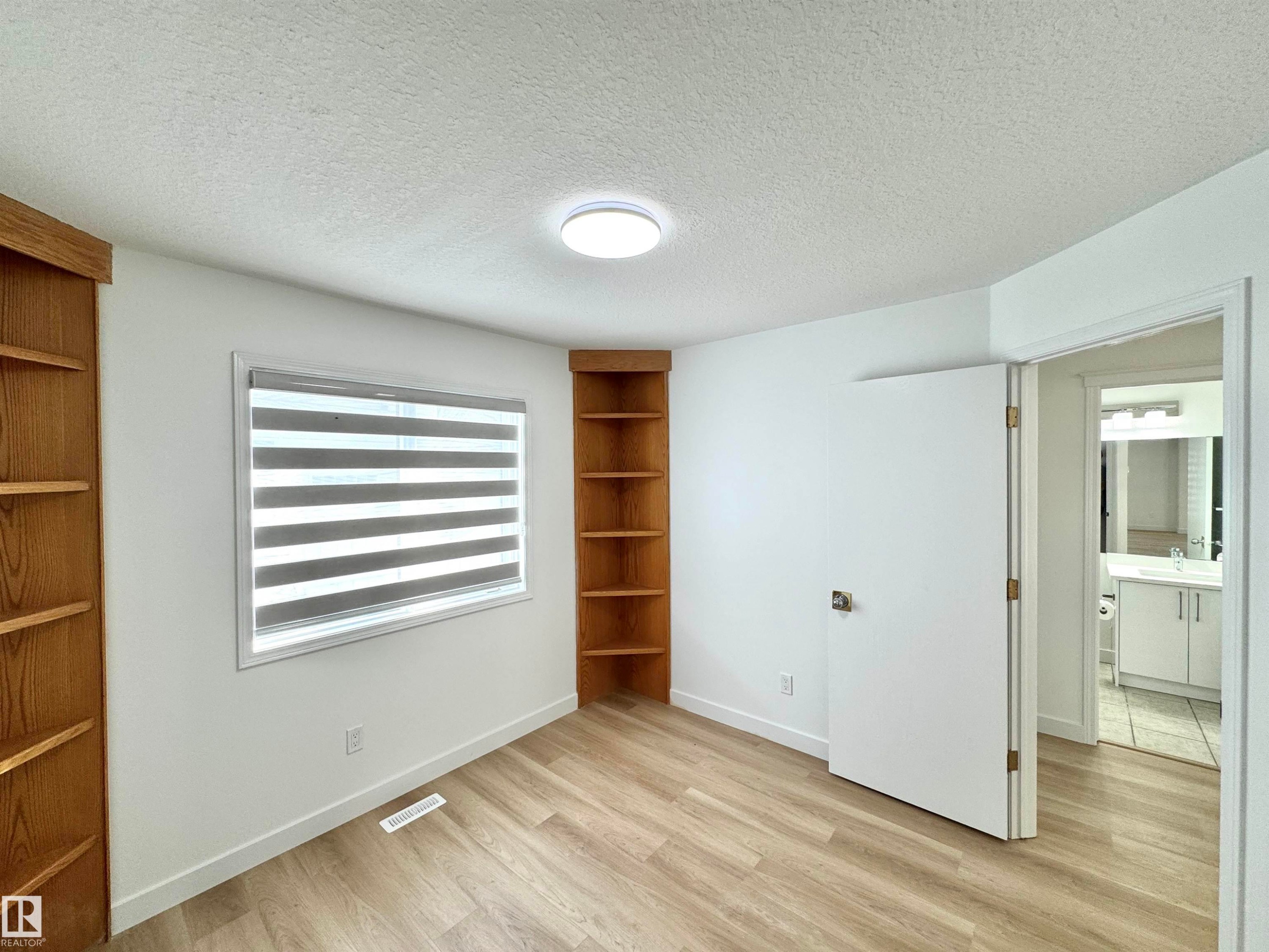 












2908 44A Avenue

,
Edmonton,




AB
T6T 1G9

