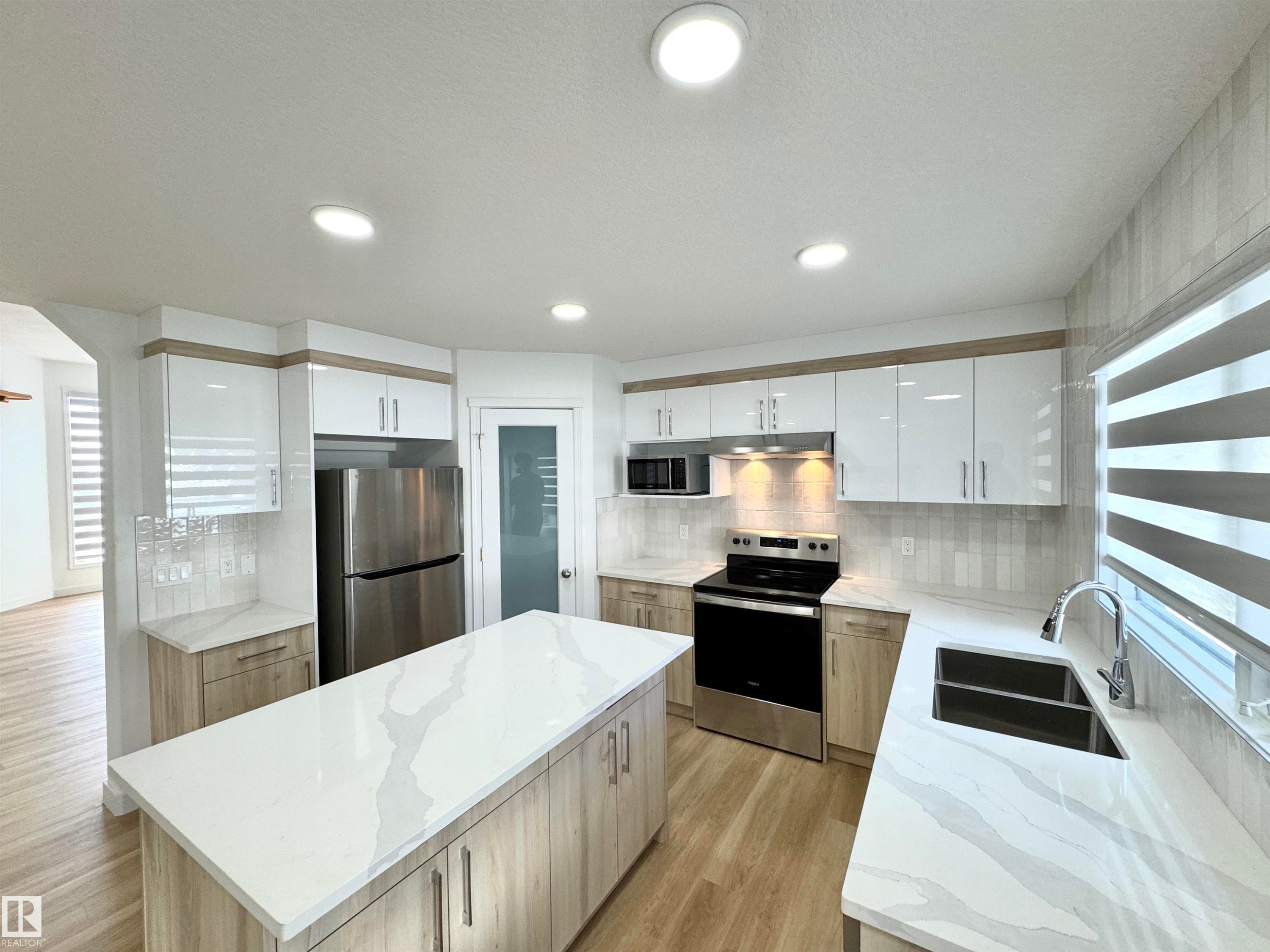 












2908 44A Avenue

,
Edmonton,




AB
T6T 1G9

