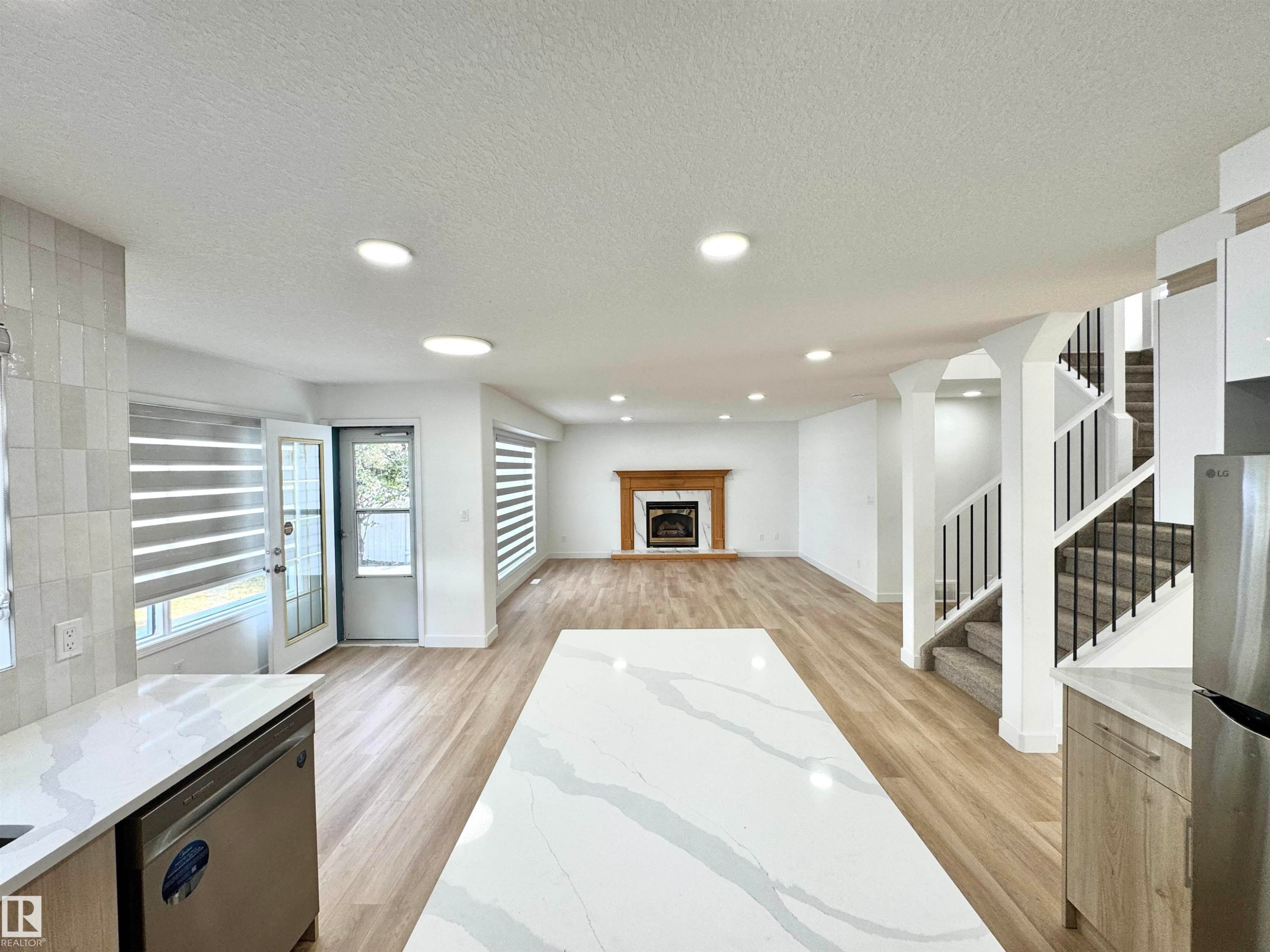 












2908 44A Avenue

,
Edmonton,




AB
T6T 1G9

