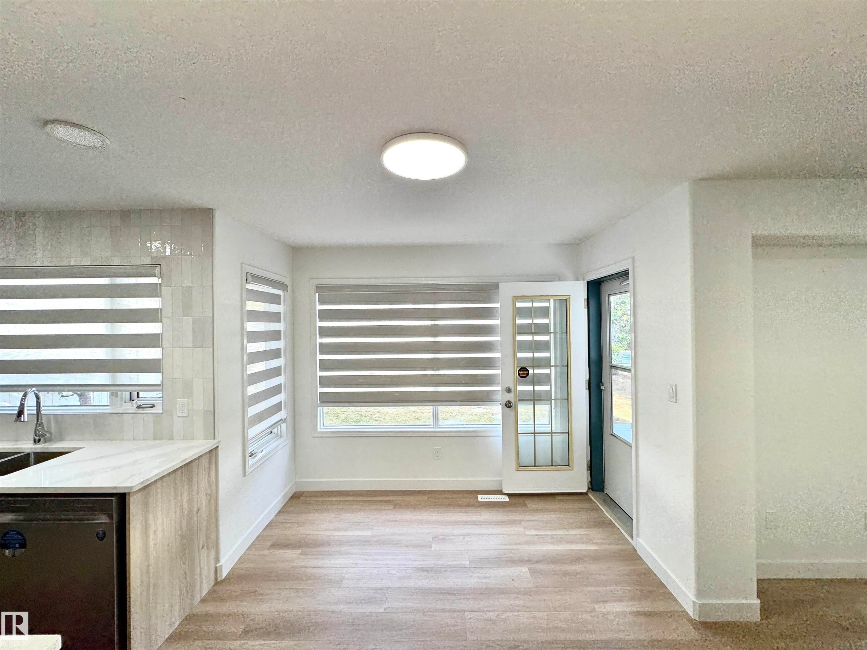 












2908 44A Avenue

,
Edmonton,




AB
T6T 1G9

