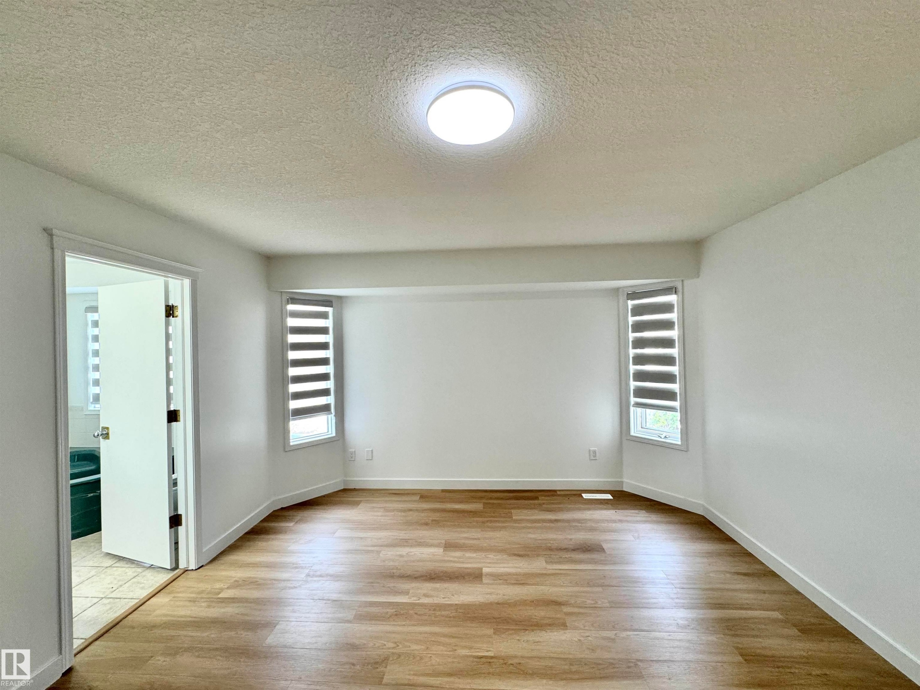 












2908 44A Avenue

,
Edmonton,




AB
T6T 1G9

