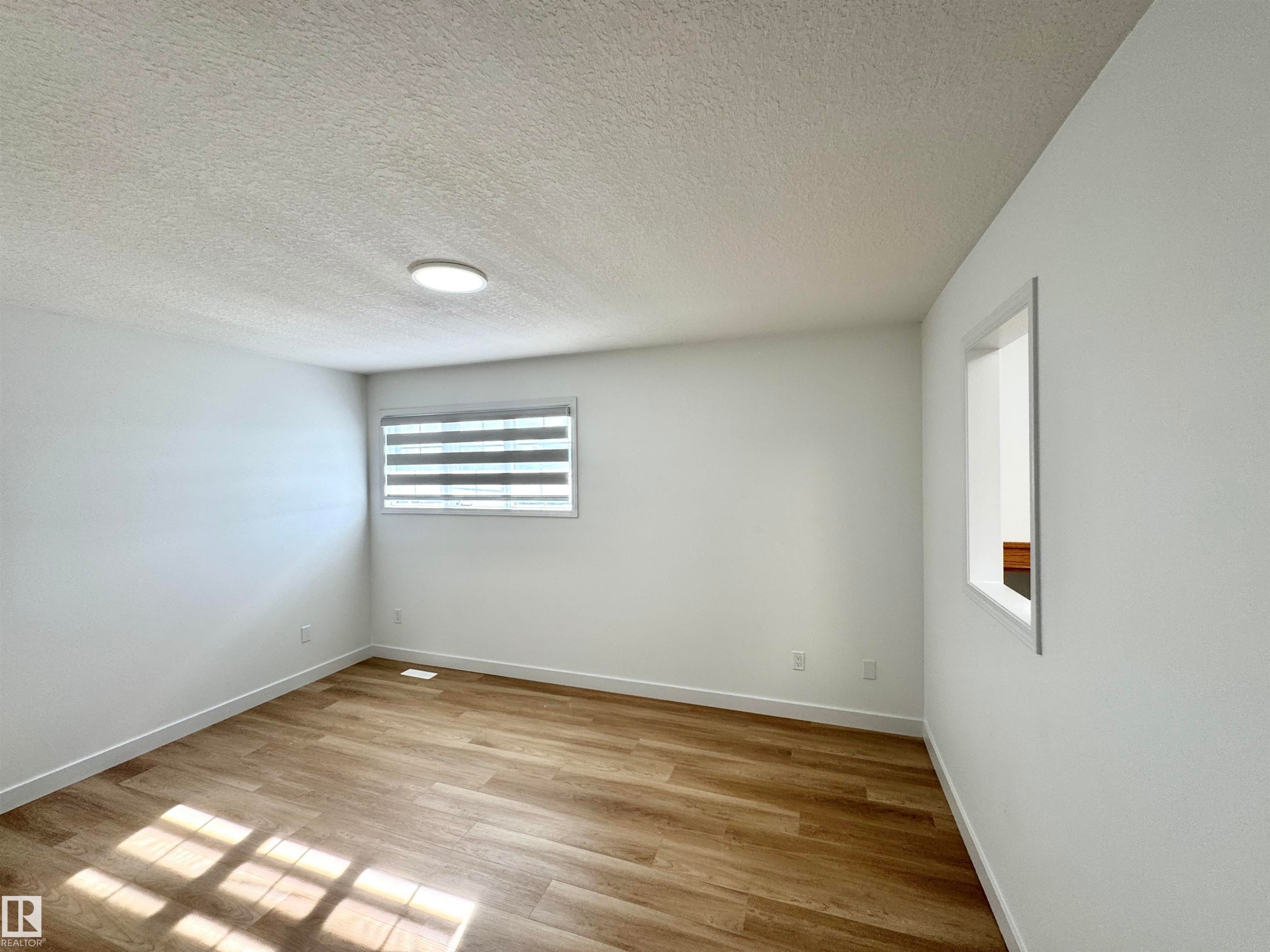 












2908 44A Avenue

,
Edmonton,




AB
T6T 1G9

