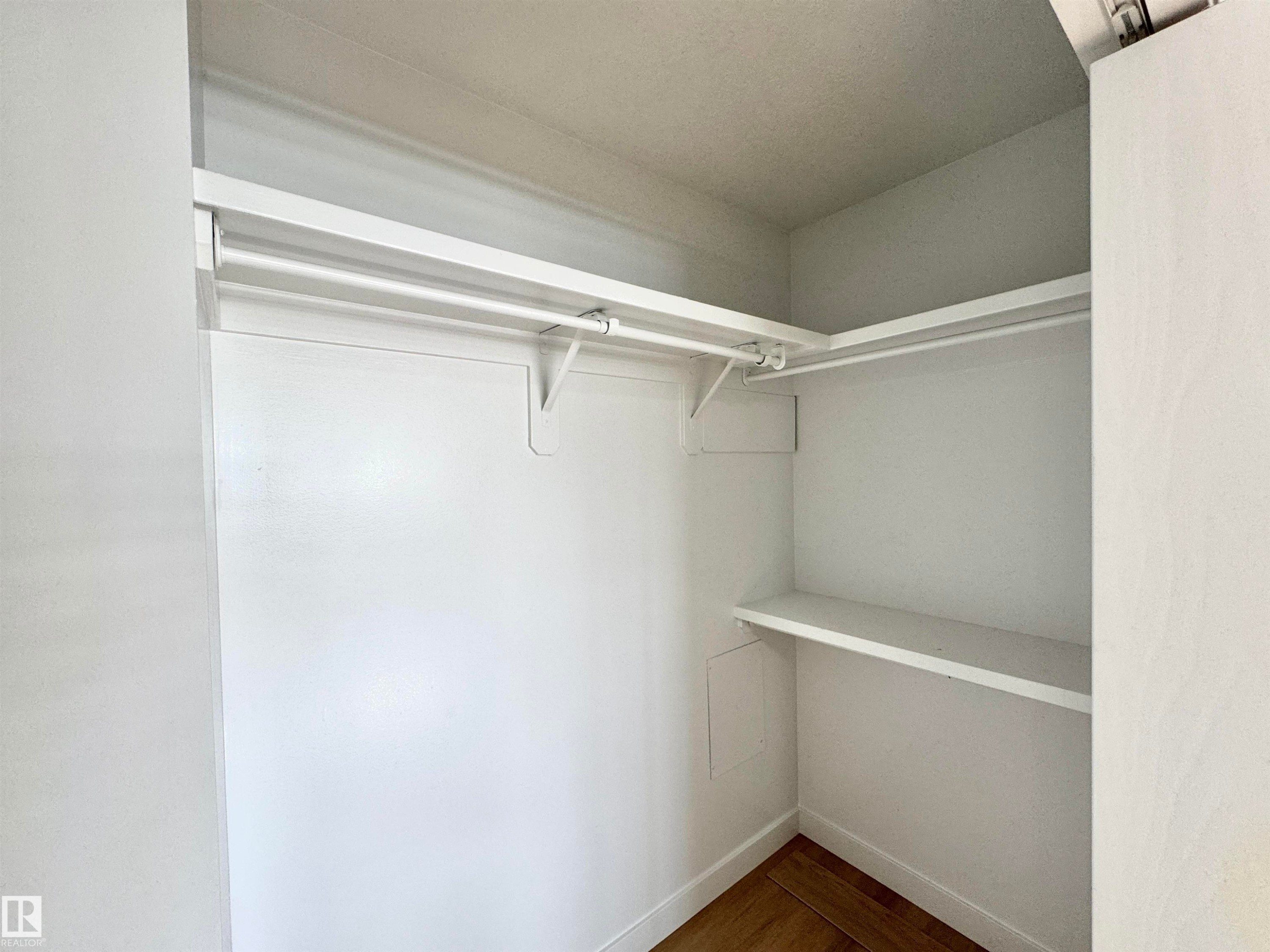 












2908 44A Avenue

,
Edmonton,




AB
T6T 1G9

