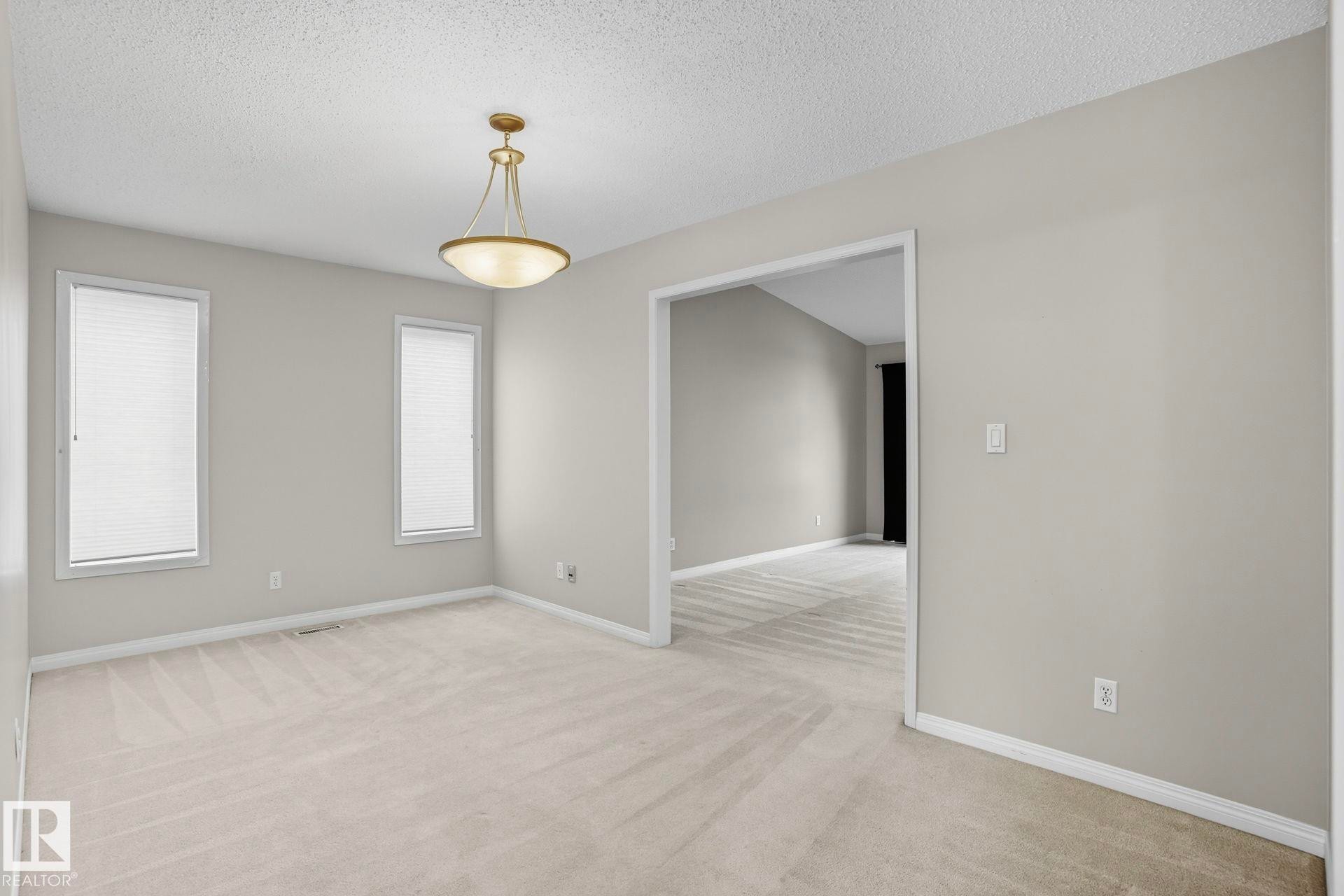 












7 PEMBINA Place

,
St. Albert,




AB
T8N 4P7

