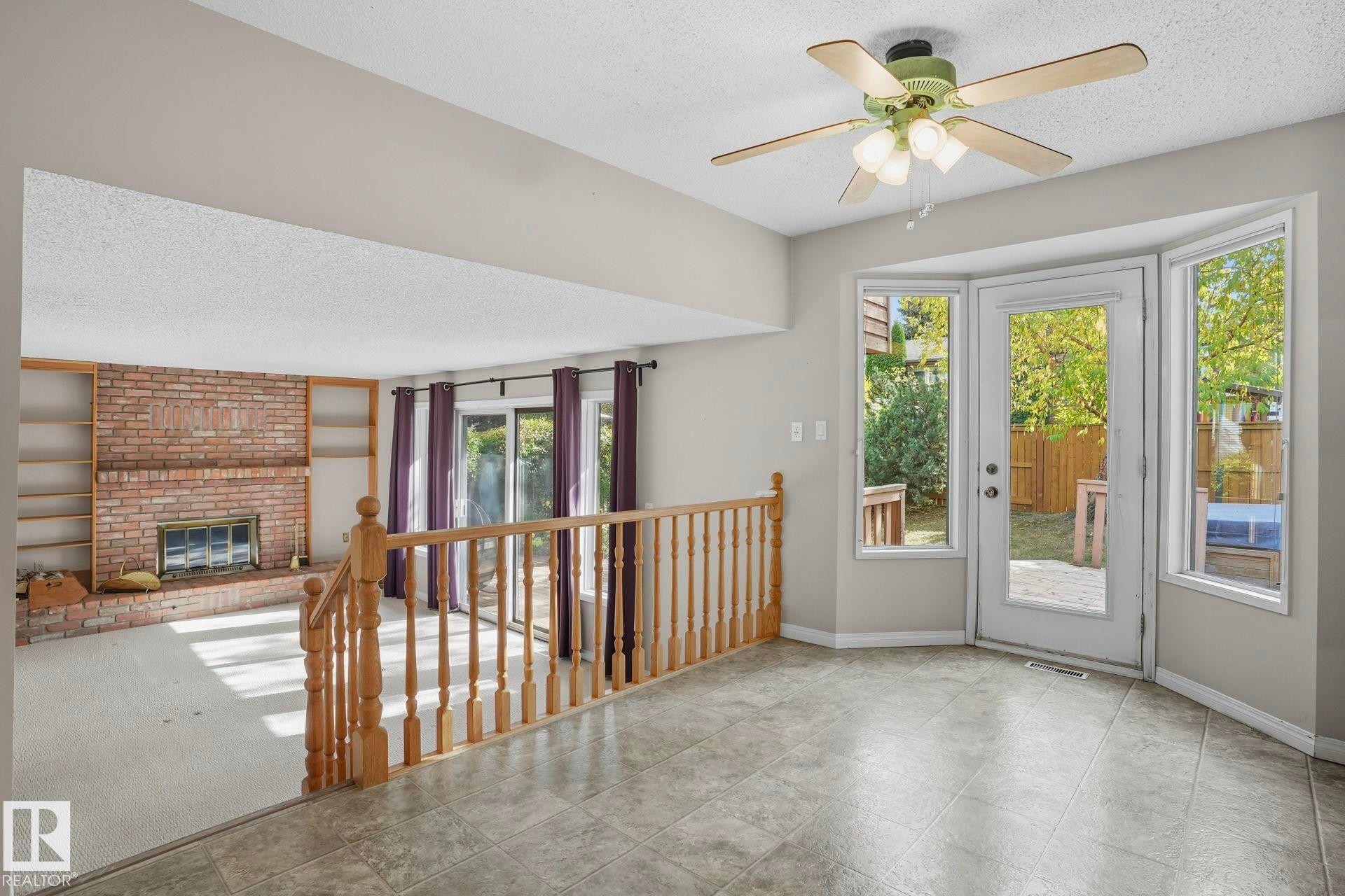 












7 PEMBINA Place

,
St. Albert,




AB
T8N 4P7

